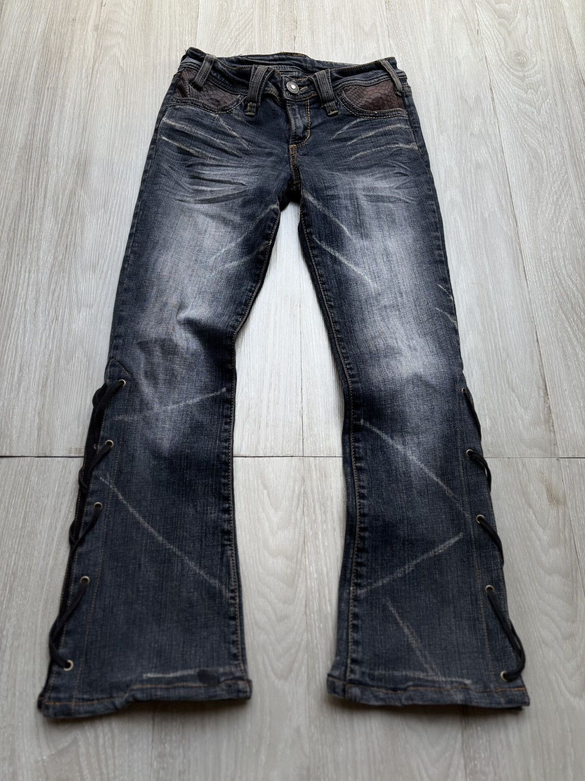 Japanese Brand CECIL MCBEE lace up flare jeans Size US 26 / EU 42 - 1 Thumbnail