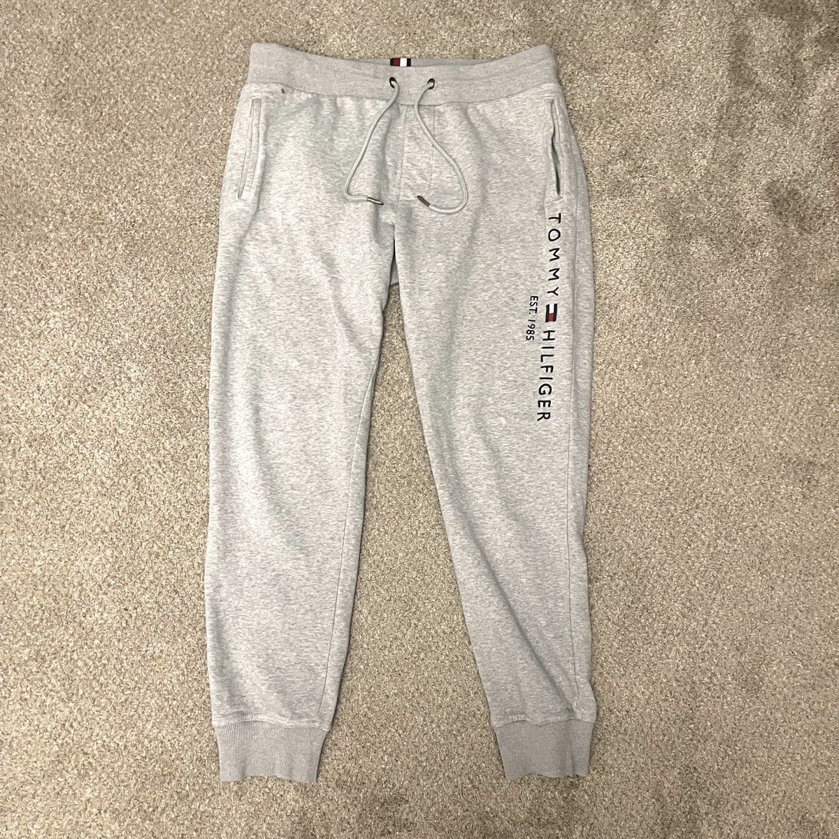 Other Grey sweatpants with words on side Size US 30 / EU 46 - 1 Thumbnail