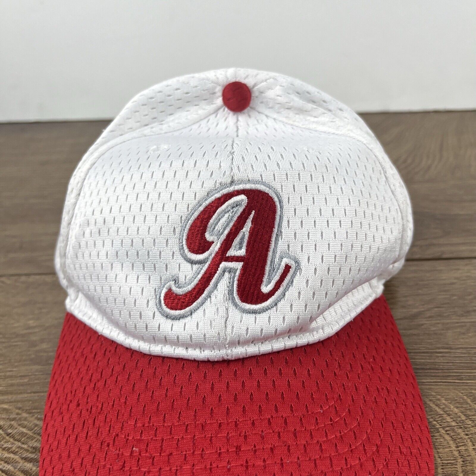 Other Alabama Crimson Tide Hat Adjustable Hat White Adjustable Hat Size ONE SIZE - 7 Thumbnail