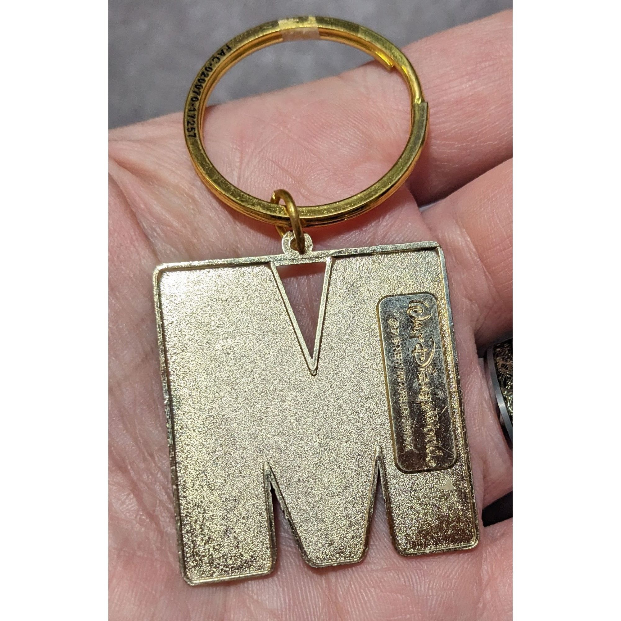 Disney Disney World Resort M Initial Enamel Keychain Size ONE SIZE - 4 Thumbnail