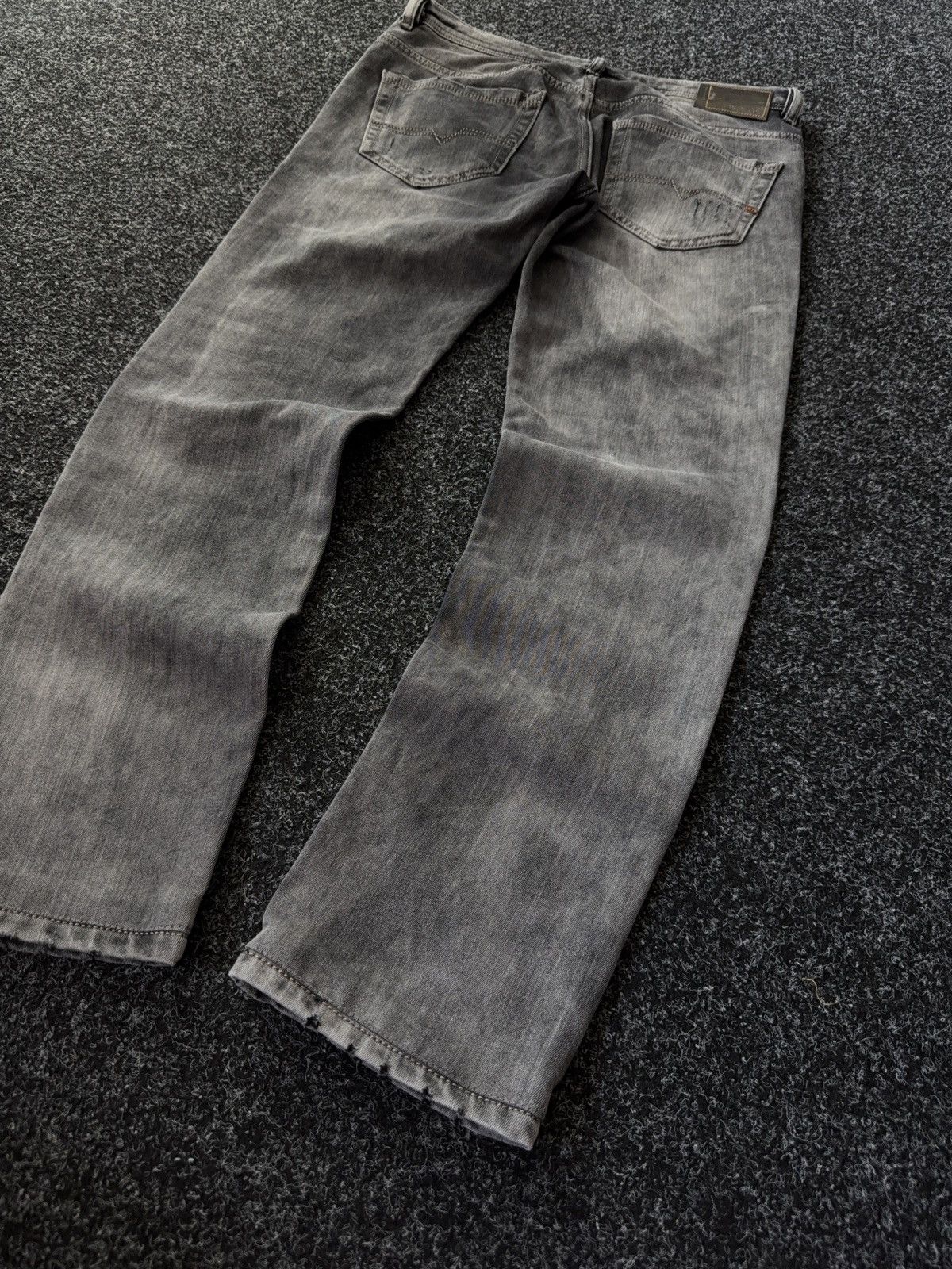 Designer × Diesel × Japanese Brand Diesel Viker Faded Denim Vintage Jeans I.g.b. Style Size US 33 - 12 Thumbnail