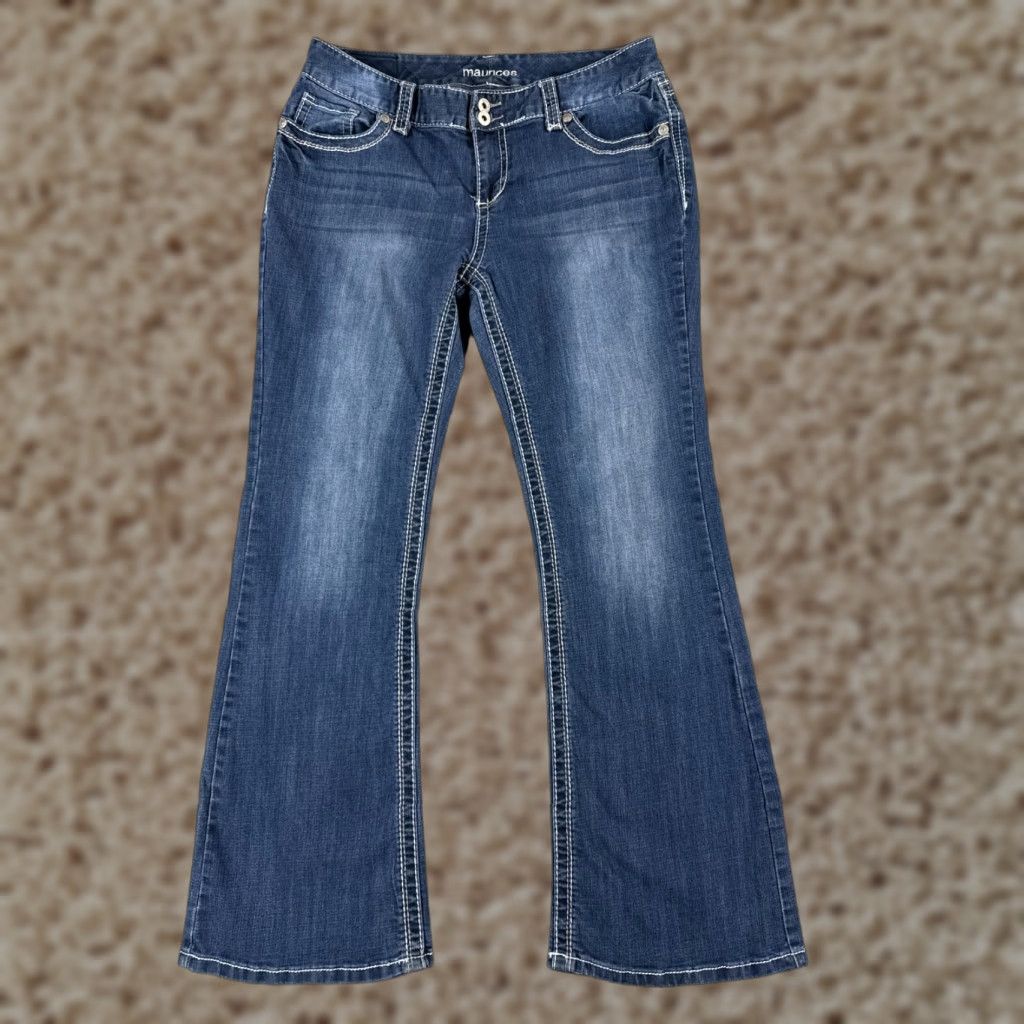 Vintage Maurices Jeans Women 11 Blue Denim Bootscut Mid Rise 32x30 Cotton Western 5-Pocket Accents Zipper Distressed Size 32" / US 10 / IT 46 - 1 Thumbnail
