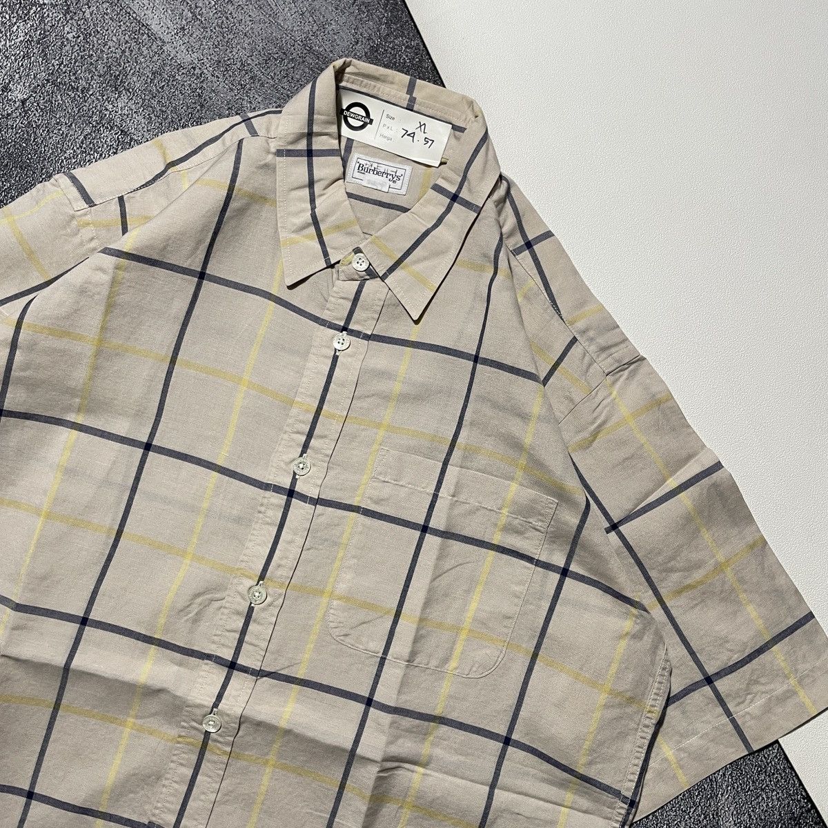 Burberry Burberry Shirts Vintage Motif Size US XL / EU 56 / 4 - 3 Thumbnail