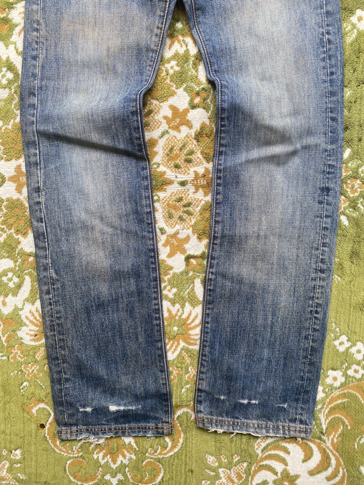 Japanese Brand 2000s R.Newbold Distressed Blue Denim Pants | Vkei Style Size US 31 - 3 Thumbnail