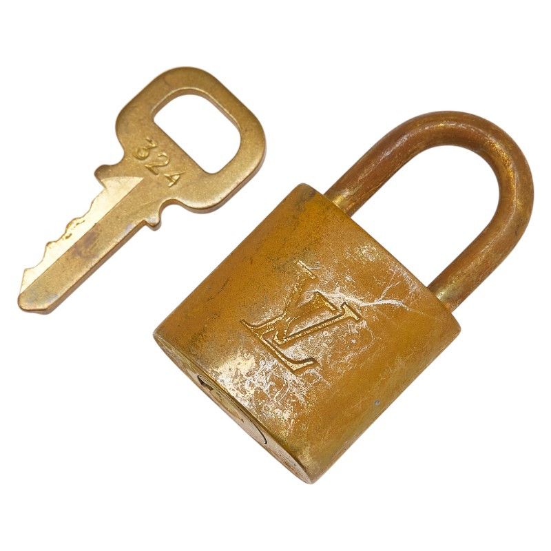 Louis Vuitton Louis Vuitton Louis Vuitton Padlock Key Set Accessory Metal Charm Size ONE SIZE - 1 Thumbnail