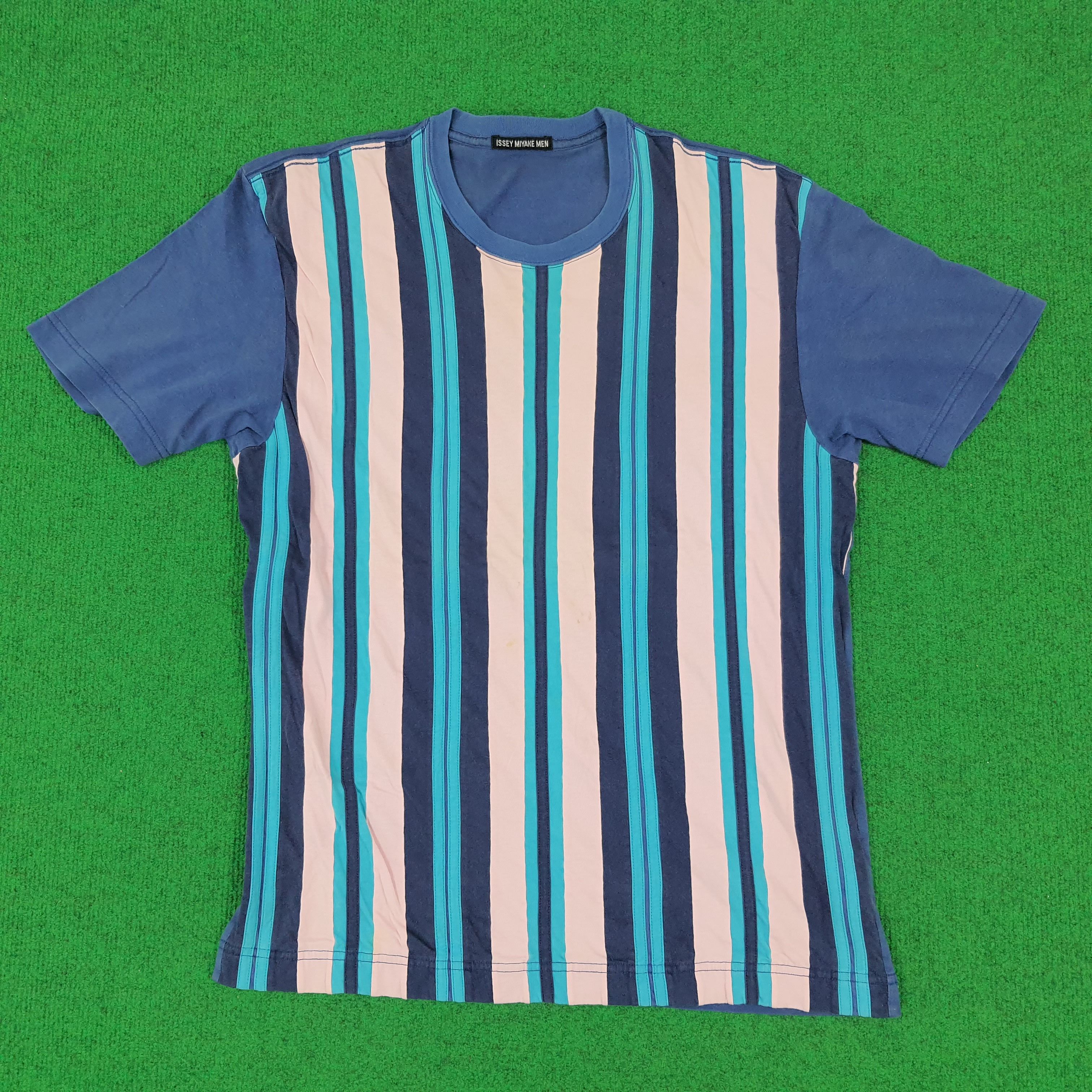 Issey Miyake × Japanese Brand × Vintage Vintage Issey Miyake Men Stripes Japan Brand Tshirt Size US M / EU 48-50 / 2 - 1 Thumbnail