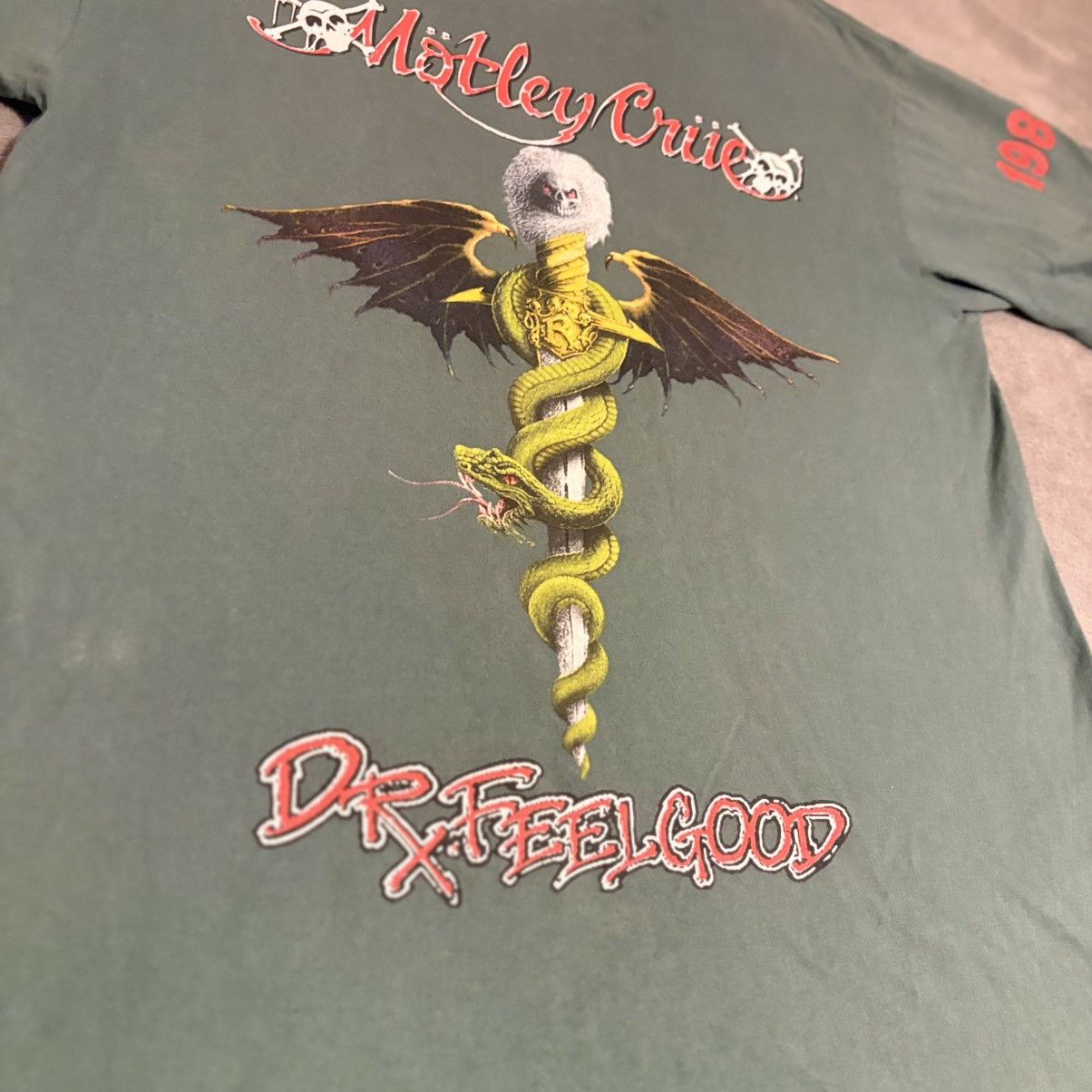 Anvil 1989 Mötley Crüe Dr. Feelgood Tour Tee Teal L/XL Size US L / EU 52-54 / 3 - 2 Thumbnail