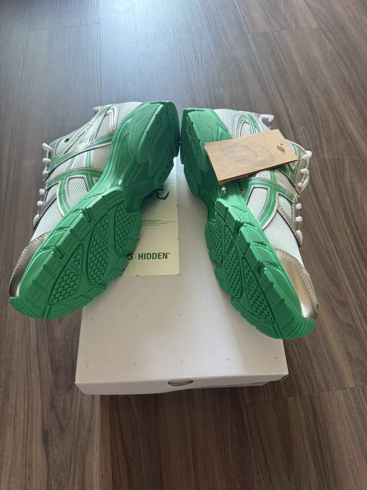 Asics × HIDDEN ASICS x Hidden NY Gel-Venture 6 White Green Silver size 11 Size US 11 / EU 44 - 6 Thumbnail