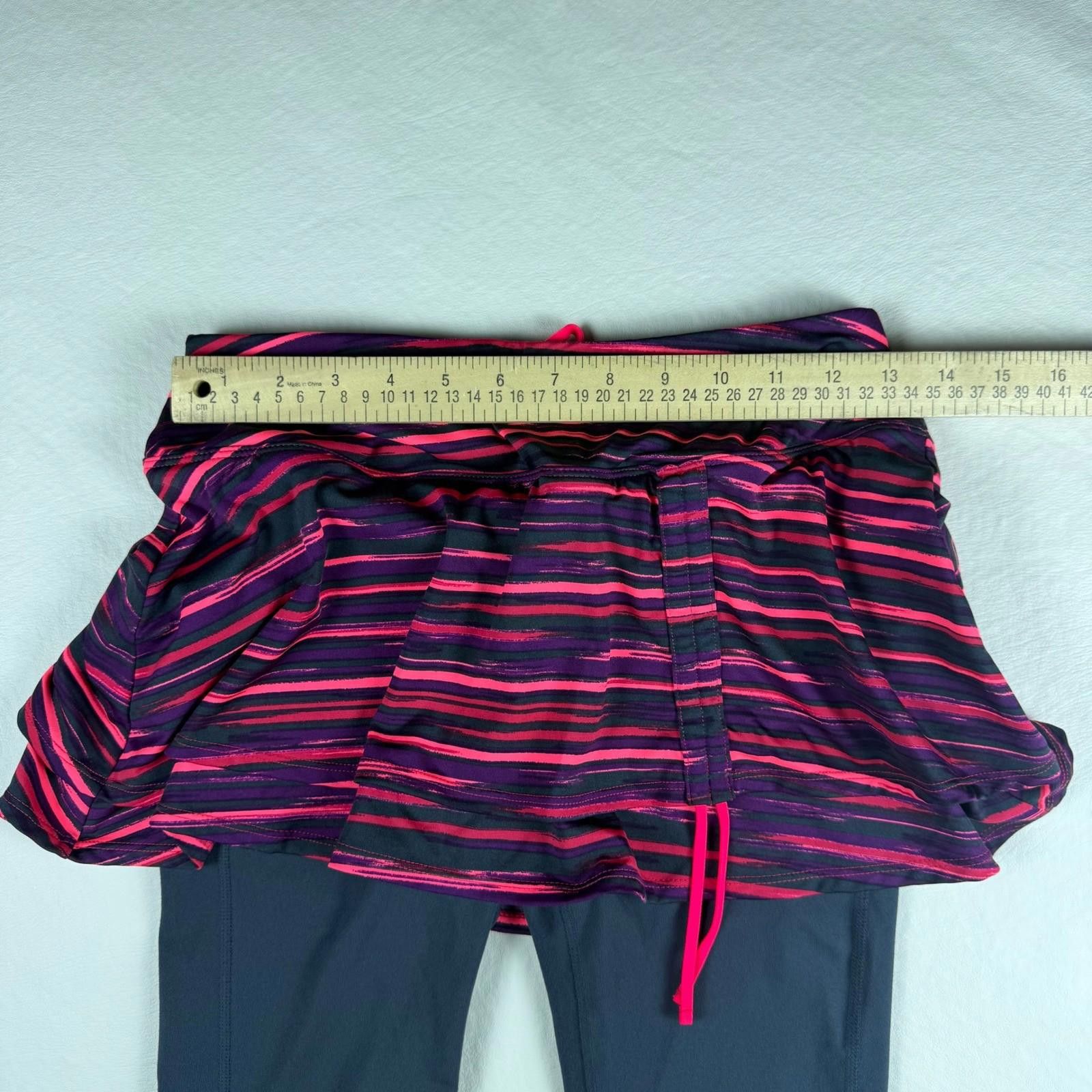 Other Athleta Skapri Skirted Leggings XS Pink Purple Stripe Capri Size 26" / US 2 / IT 38 - 7 Thumbnail