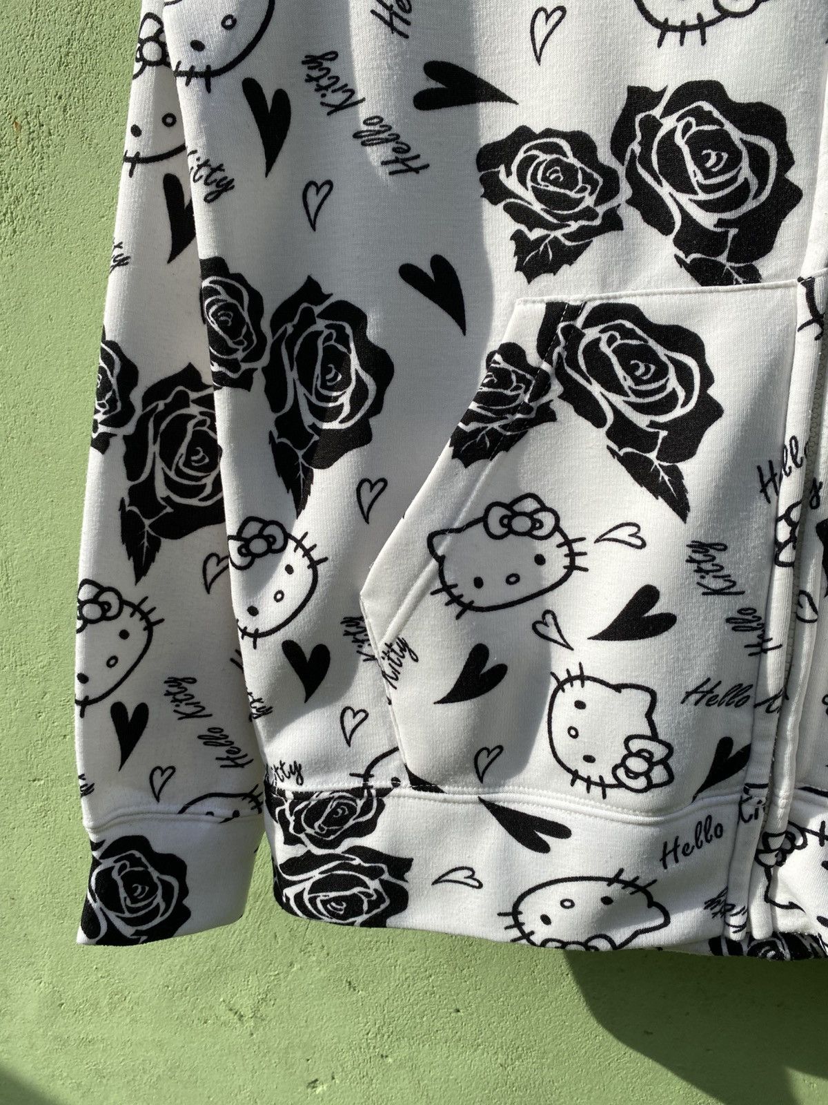 Japanese Brand Hello Kitty Japan All Over Print Zip Hoodie Black White Y2K Size US M / EU 48-50 / 2 - 5 Thumbnail
