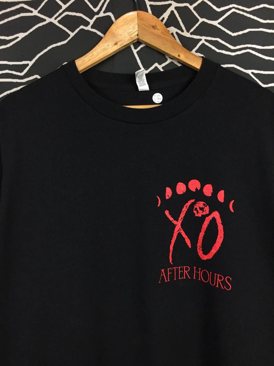 Band Tees The Weeknd After Hours XO Moon Phase Logo Long Sleeve Tee Size US XL / EU 56 / 4 - 6 Thumbnail