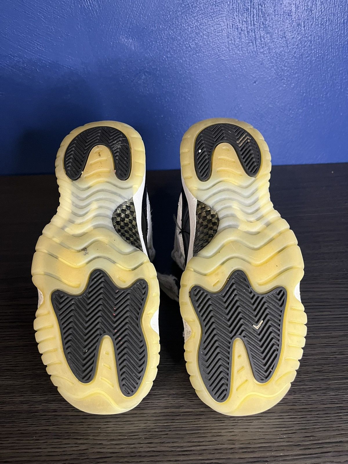 Jordan Brand Jordan 11 Gratitude Size US 5 / EU 37 - 5 Thumbnail