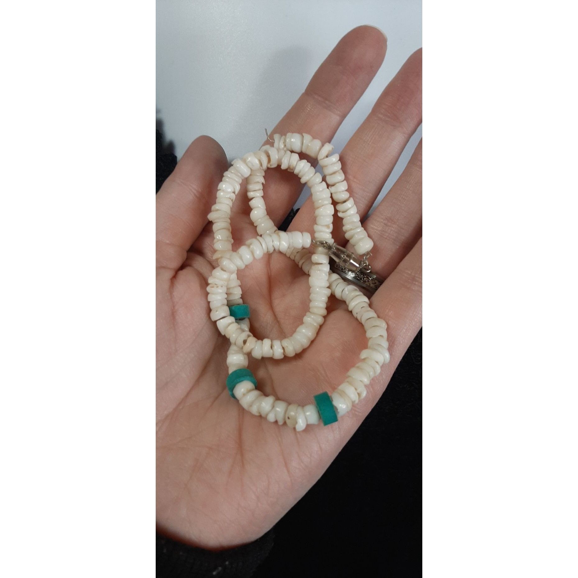 Other Vintage 90s Beachy White Puka Shell Beaded Necklace With Tu Size ONE SIZE - 2 Thumbnail
