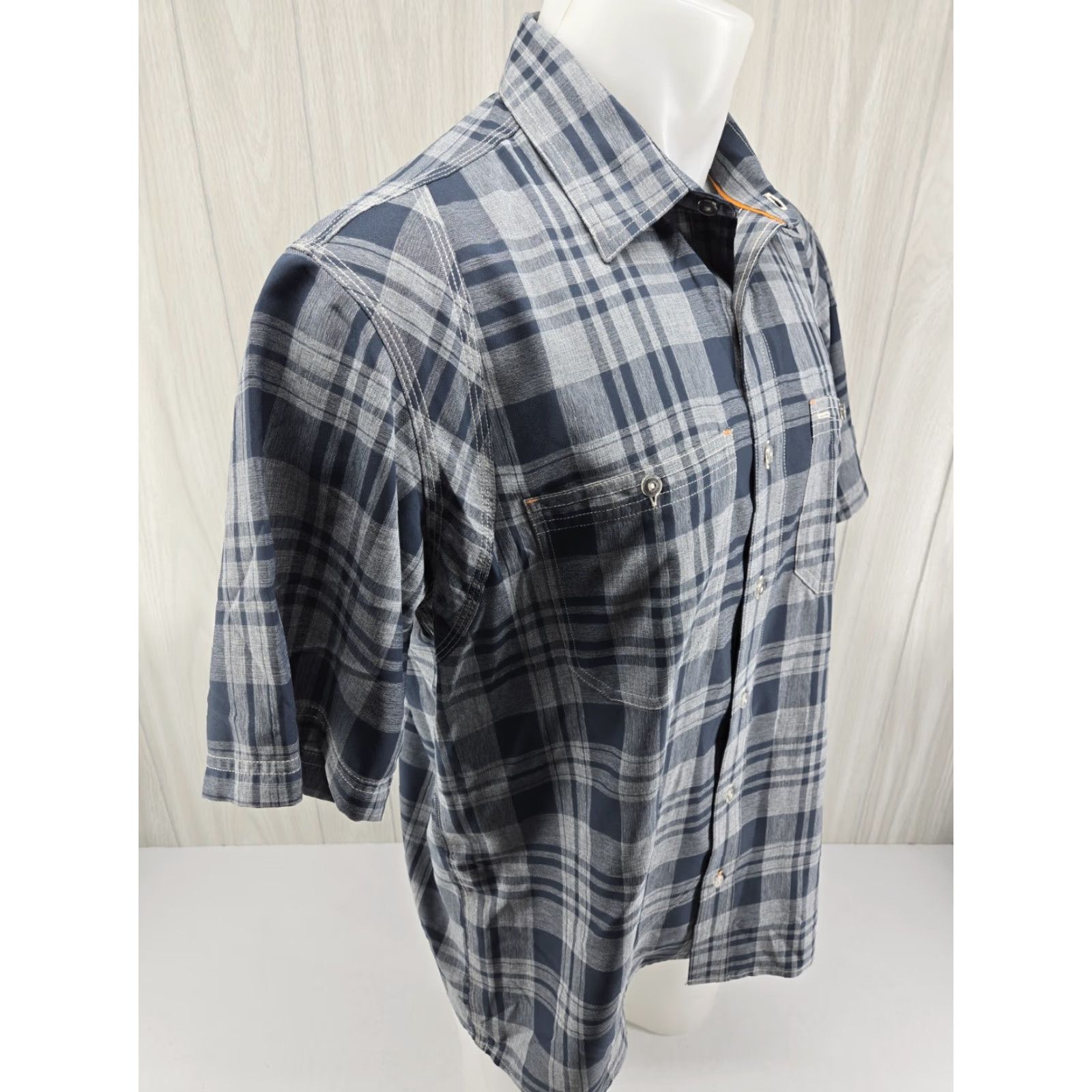 Orvis Orvis Active Fit Button Up Short Sleeve Shirt Blue Plaid Large Polyester Men’s Pepperdine? Size US L / EU 52-54 / 3 - 7 Thumbnail