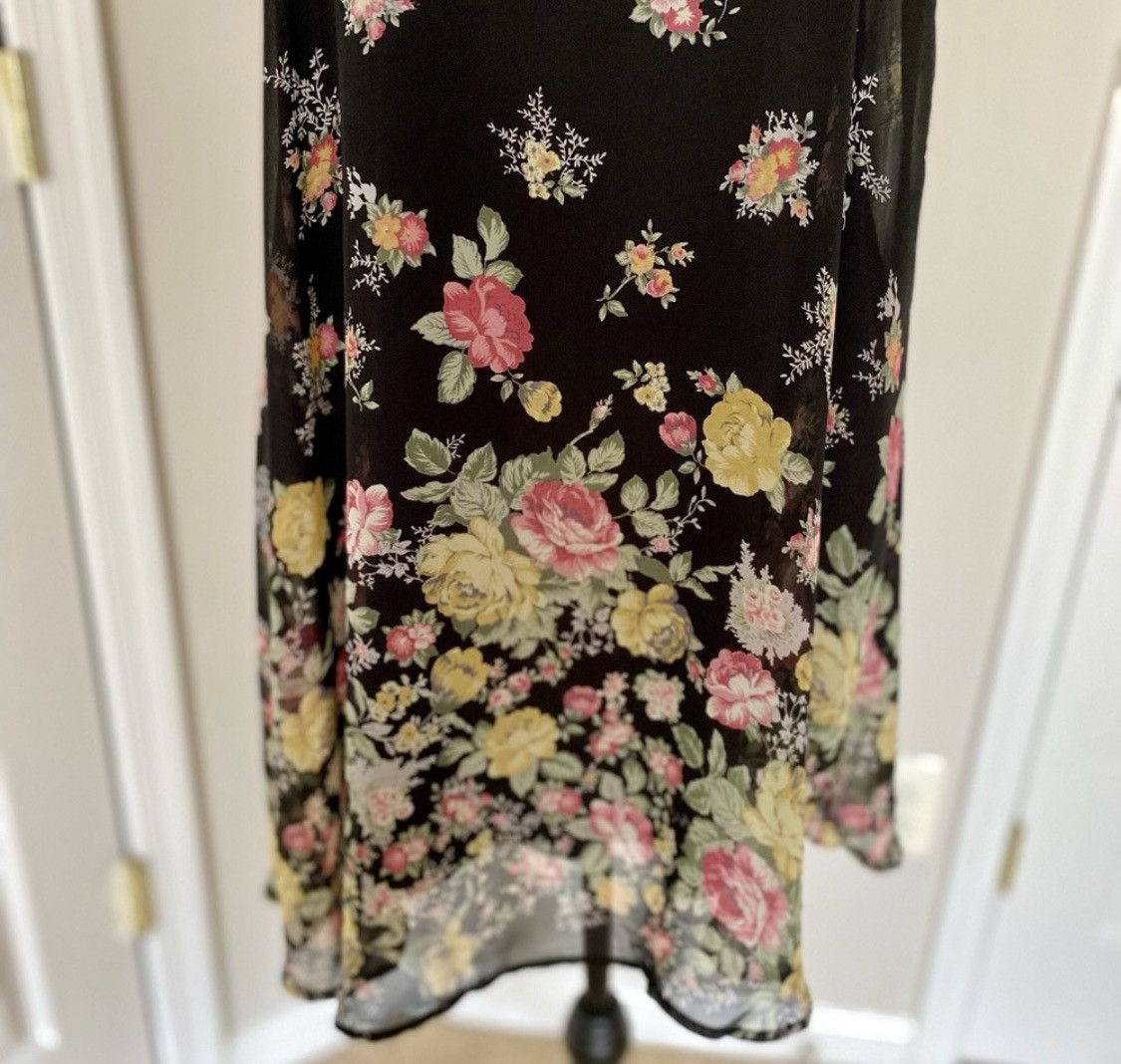 Forever 21 FOREVER 21 MINI FLORAL SLIP DRESS CUTOUT BACK Size L / US 10 / IT 46 - 8 Thumbnail