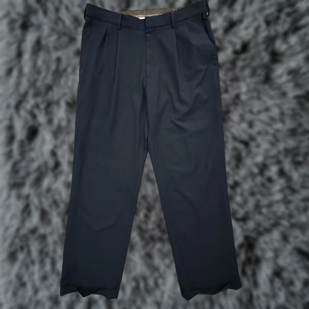 Haggar Haggar Dress Pants Mens 34x30 Office Classic Fit Preppy Navy Blue Dress Pants Mens 34x30 Navy Blue Preppy Comfort Pockets Classic Fit Size US 34 / EU 50 - 1 Thumbnail
