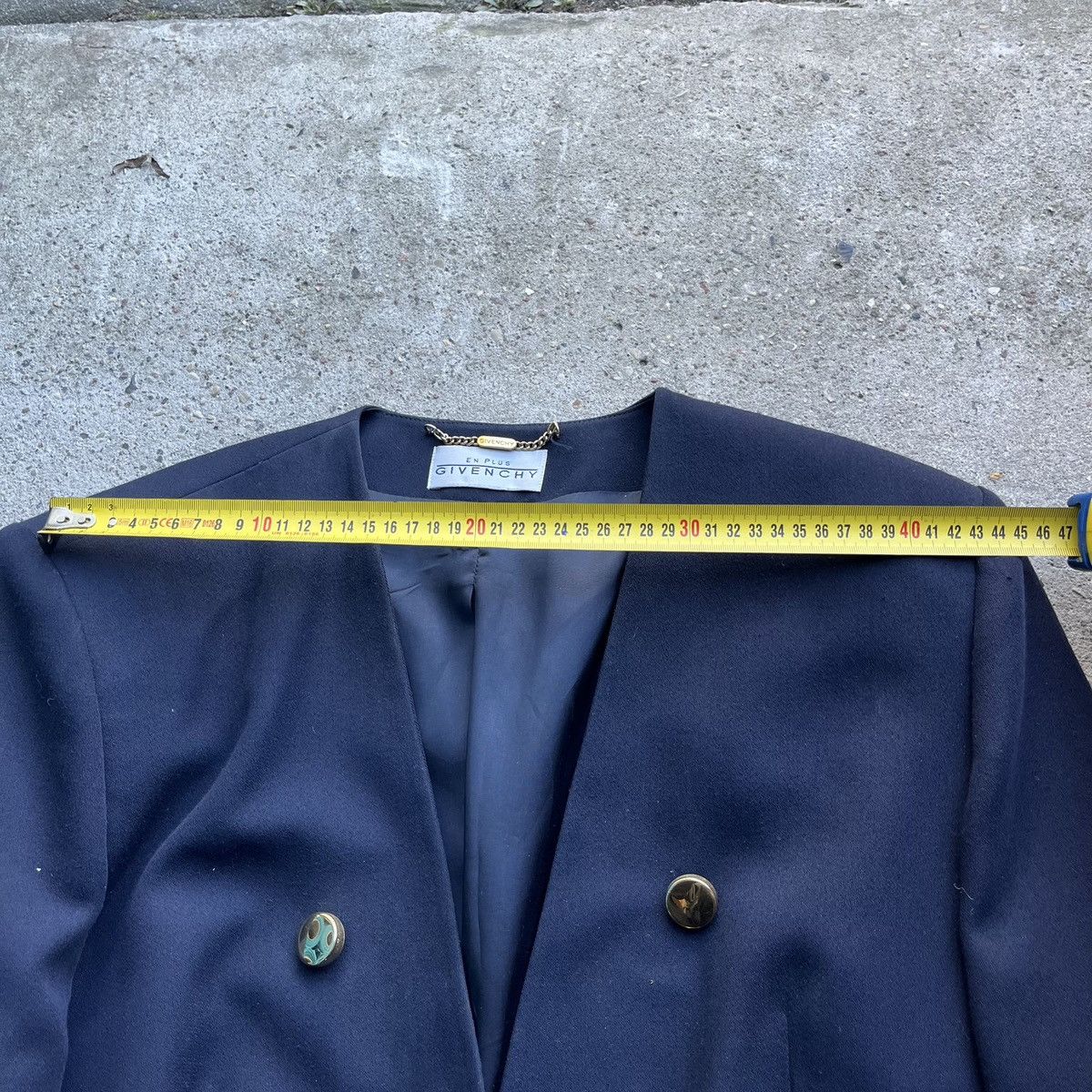 Givenchy × Vintage Givenchy Vintage Luxury Oversize Woman m Blazer Coat Rare Size L / US 10 / IT 46 - 8 Thumbnail