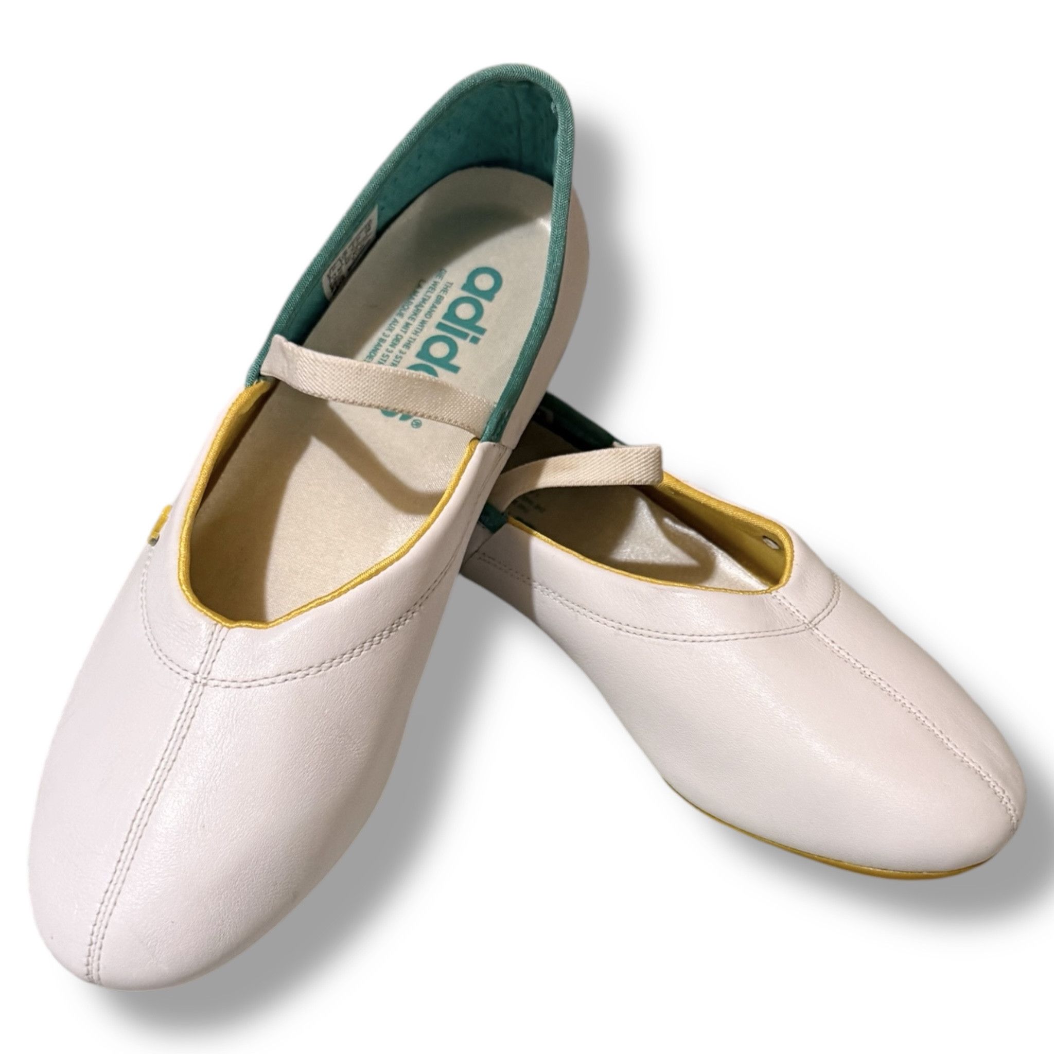 Adidas Iconic Adidas Vintage Ballet Flats Sneakers White 00s Size US 9 / IT 39 - 9 Thumbnail