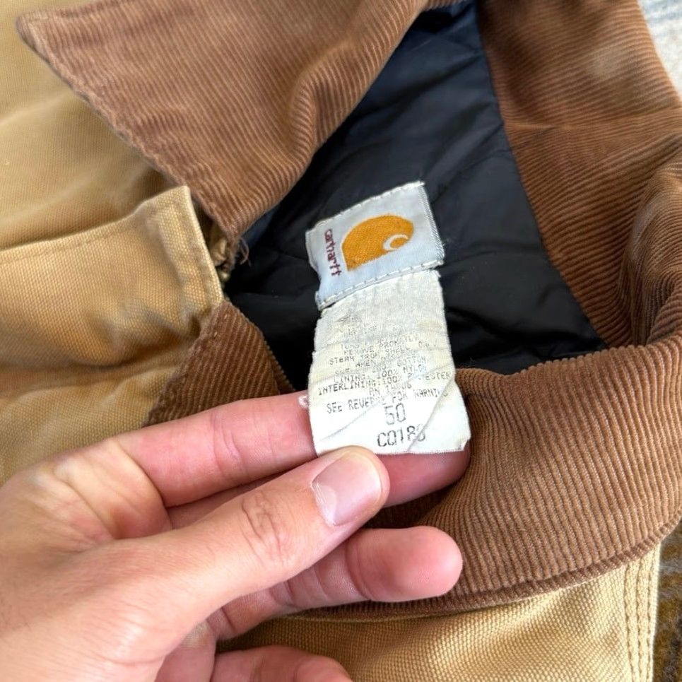 Carhartt VINTAGE Carhartt CQ186 Quilt Lined Chore Jacket Regular Size 50 Brown Distressed Workwear 90s Men Jacket Size US M / EU 48-50 / 2 - 4 Thumbnail