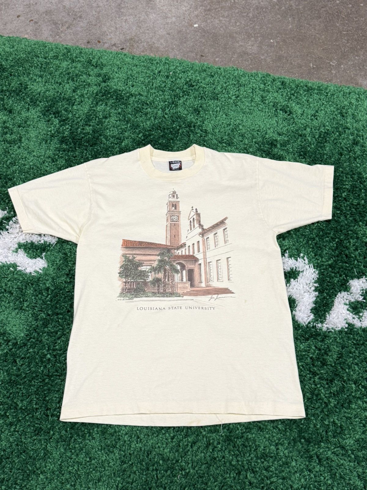 Vintage Vintage Screen Stars LSU Art Tee White Large Louisiana Size US L / EU 52-54 / 3 - 2 Thumbnail