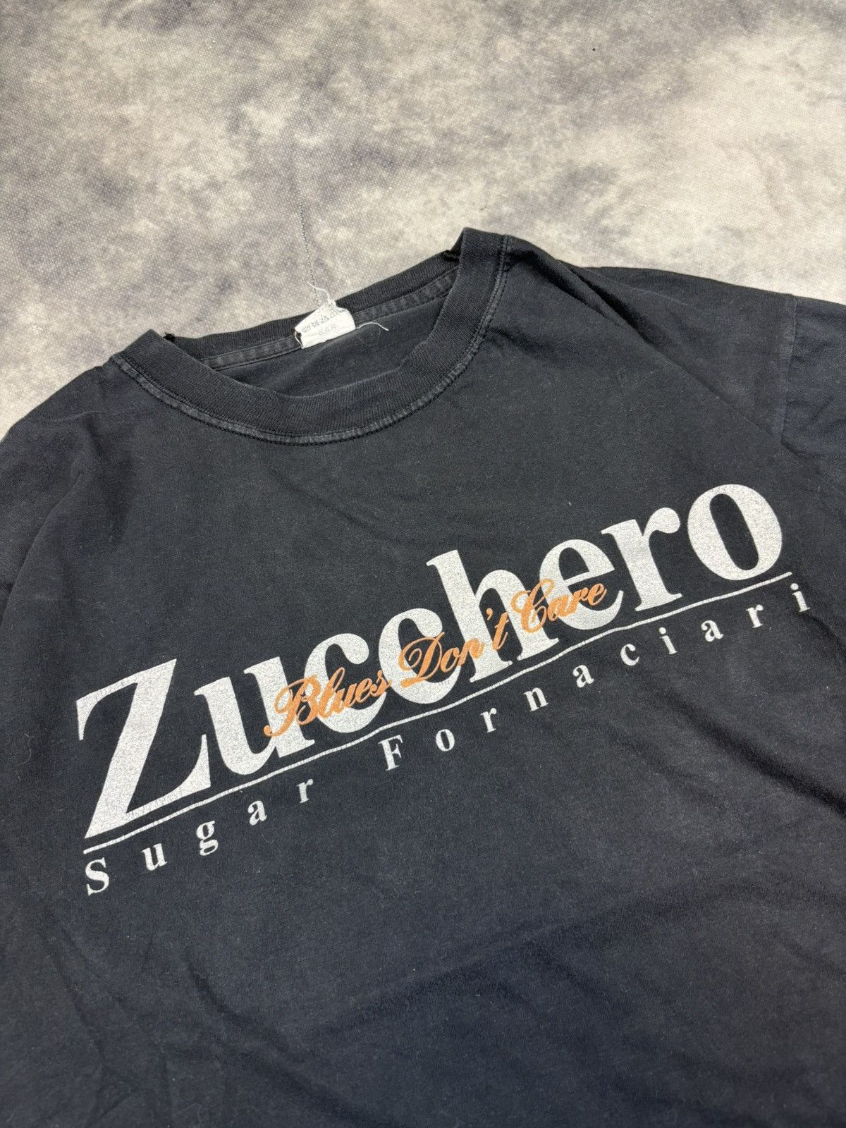 Band Tees × Vintage Zucchero Shake world tour 2002 band blues rock pop funky 90s Size US M / EU 48-50 / 2 - 3 Thumbnail