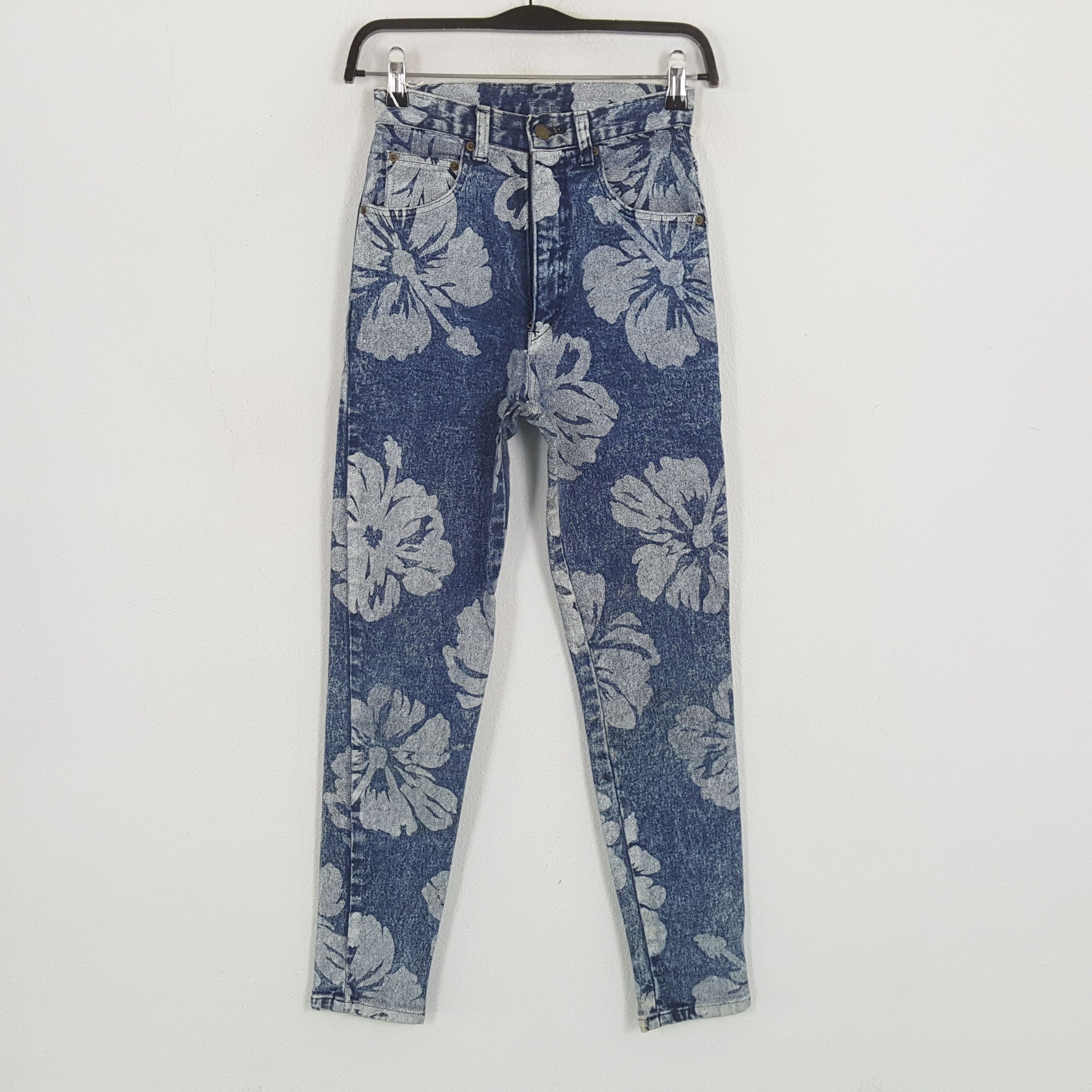 Japanese Brand RYU SPORT Japanese Fashion Style Flowers Jeans Size 23" - 1 Thumbnail