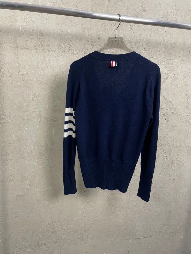 Thom Browne Thom Browne A Tibetan blue four-striped cashmere sweater Size M / US 6-8 / IT 42-44 - 2 Thumbnail