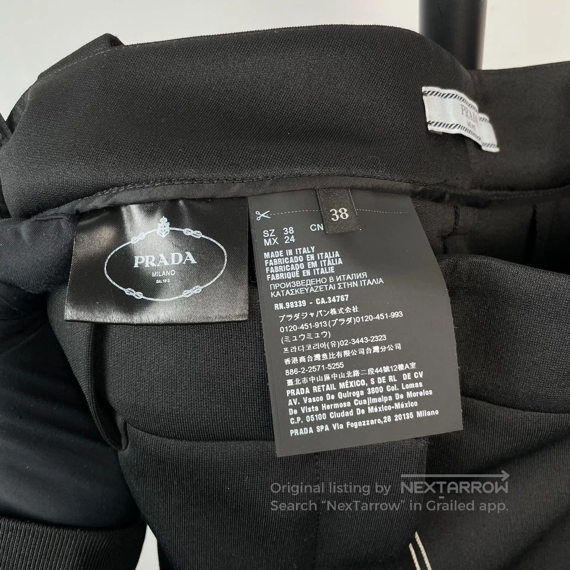 Prada Prada Black Triangle Logo Cycling Shorts. Size 37" - 6 Thumbnail