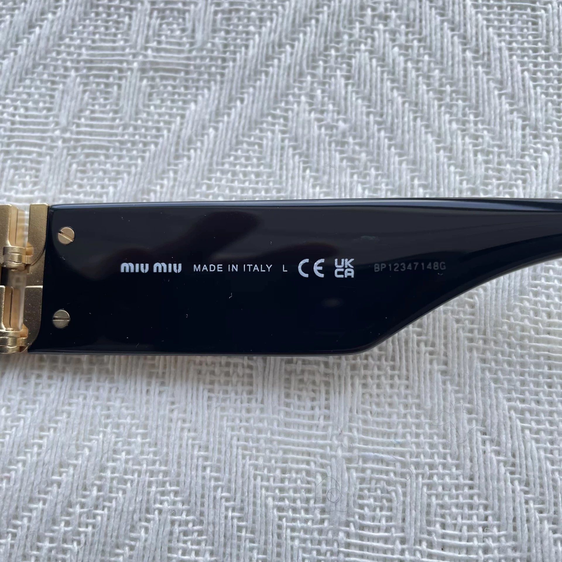 Miu Miu MIU MIU Women's Black Oval Sunglasses 99 New Full Set Size ONE SIZE - 7 Thumbnail
