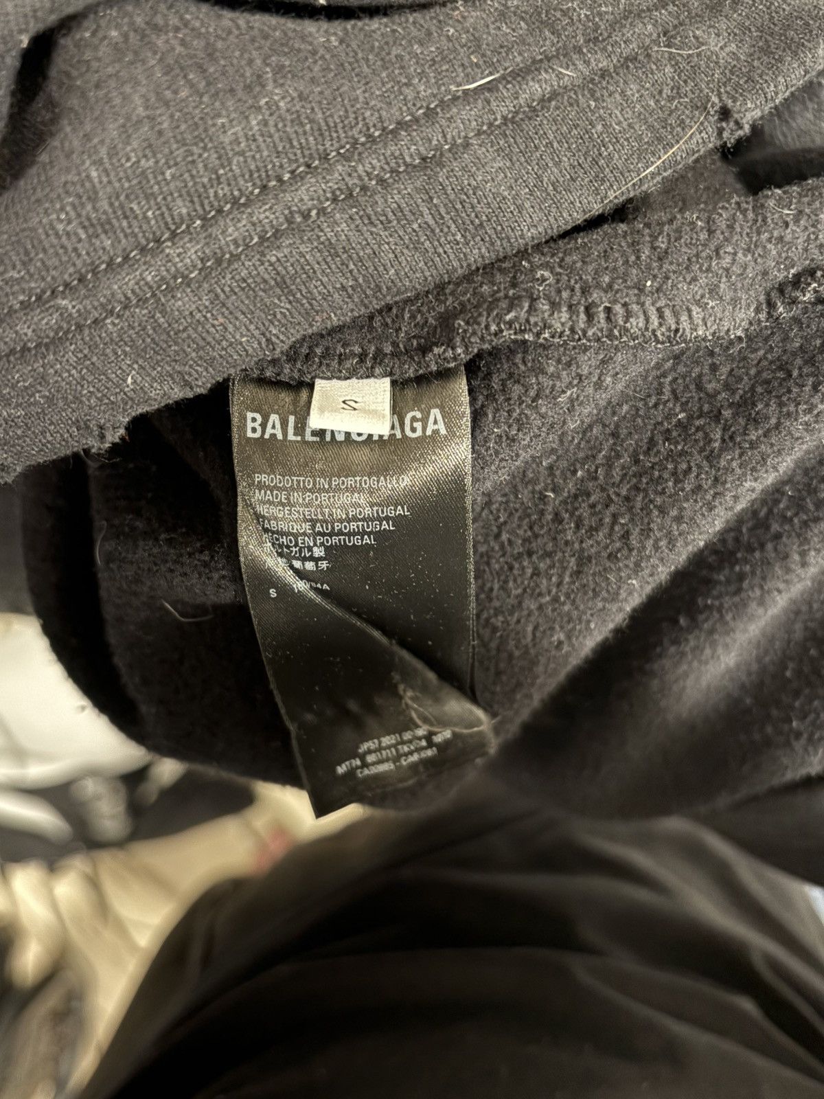 Balenciaga Balenciaga Fall 2021 “Free” Hoodie Size US XS / EU 42 / 0 - 5 Thumbnail