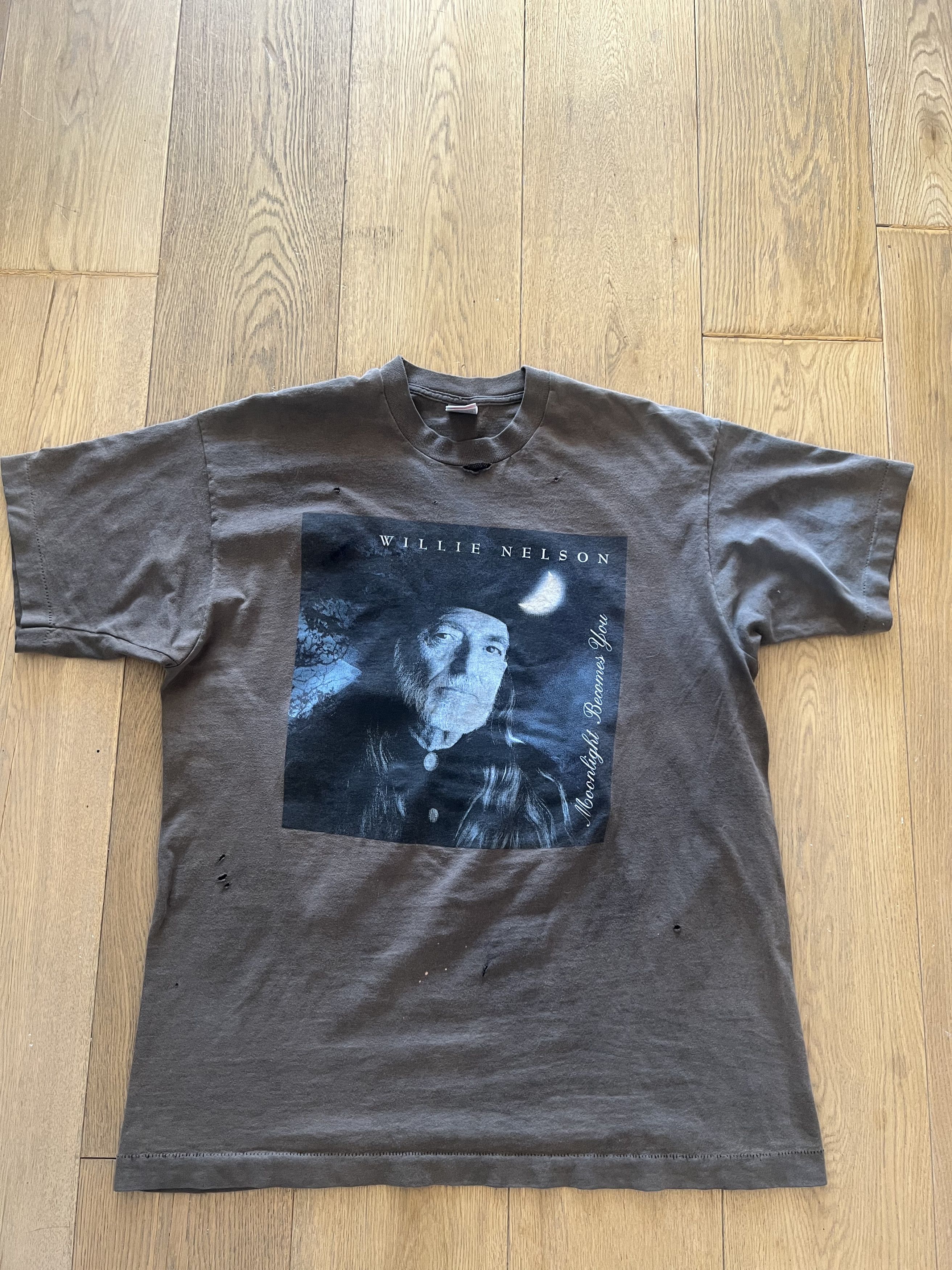 Image of Willie Nelson Vintage Shirt in Grey, Men's (Size XL)