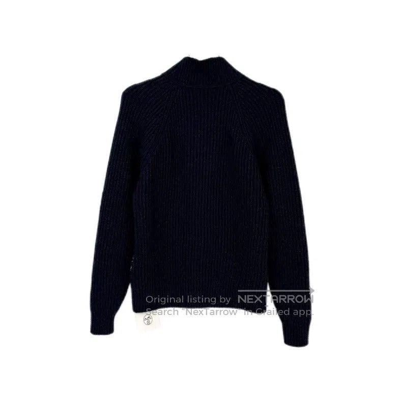 Hermes Hermes Navy Blue Floral Pattern Patchwork Design Sweater Size XXS / US 00 / IT 34 - 2 Thumbnail