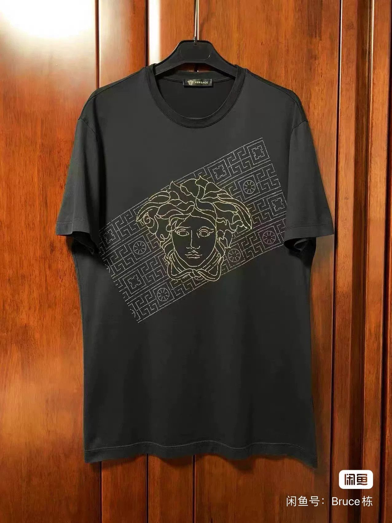 Versace Versace Men's Medusa Logo T-shirt Size US S / EU 44-46 / 1 - 1 Thumbnail