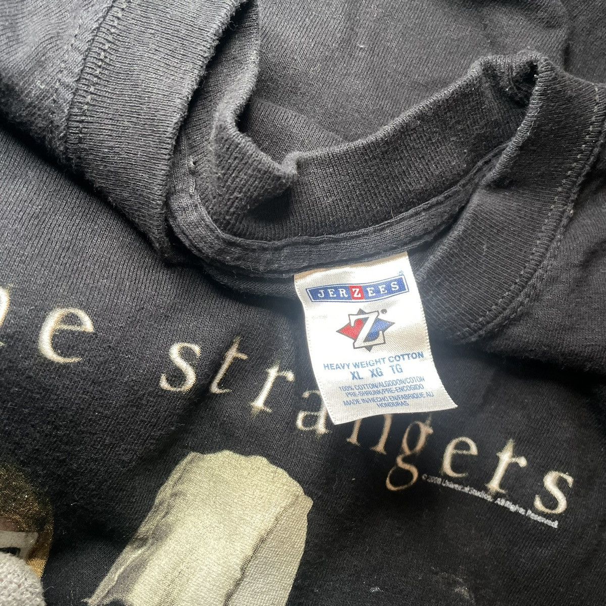 Vintage Vintage The Strangers Movie Tee Size US XL / EU 56 / 4 - 5 Thumbnail