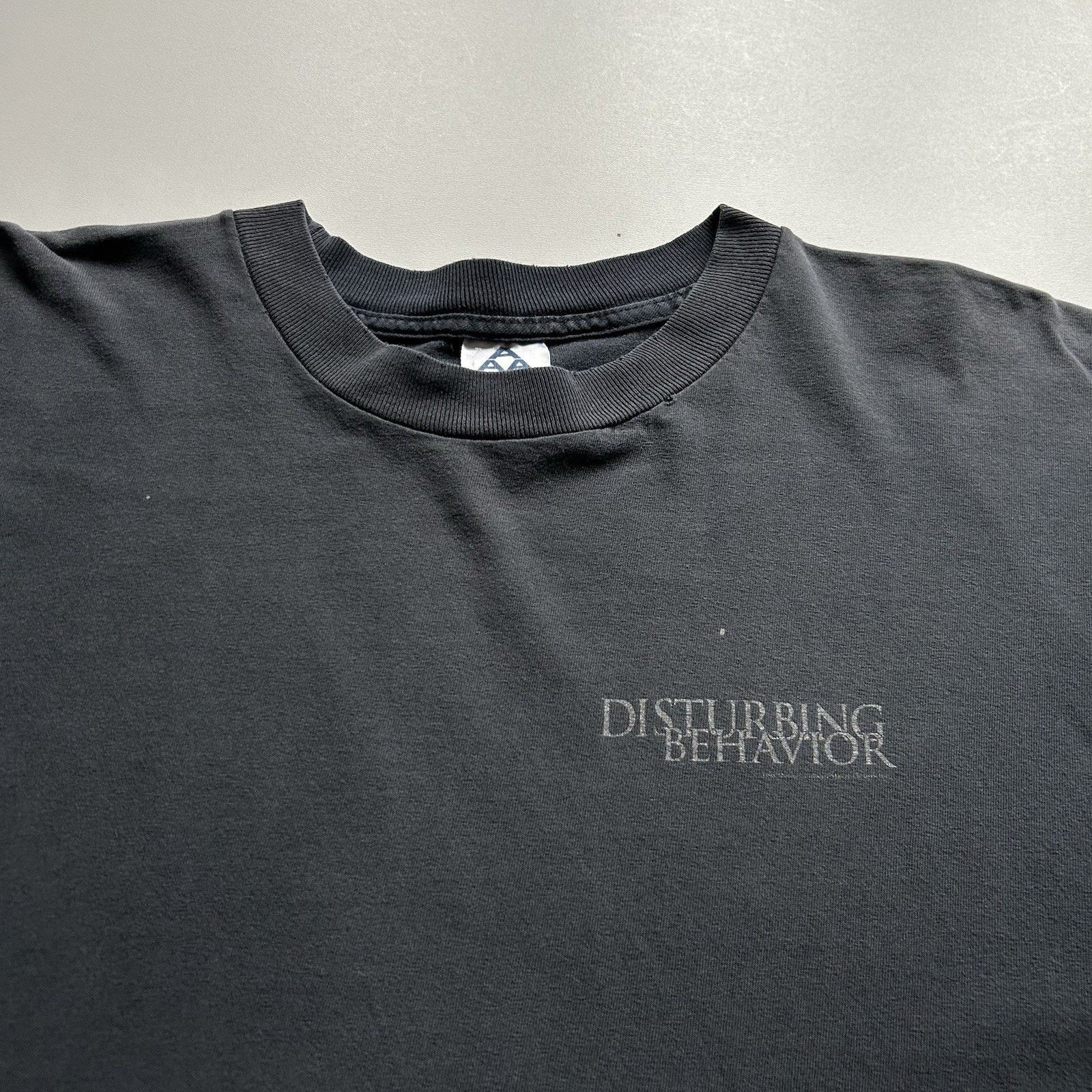 Vintage Vintage 90s Disturbing Behaviour Shirt XL Faded Distressed Size US XL / EU 56 / 4 - 2 Thumbnail
