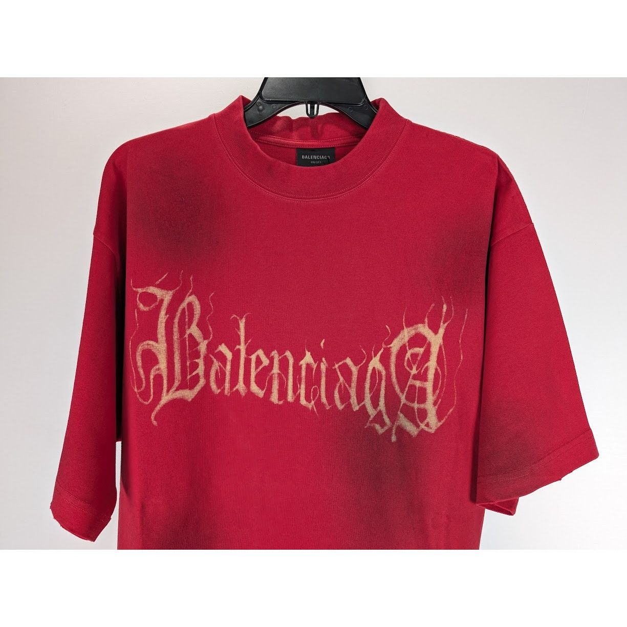 Balenciaga o1rshd1 Heavy Metal T-Shirt in Red Size US M / EU 48-50 / 2 - 4 Thumbnail