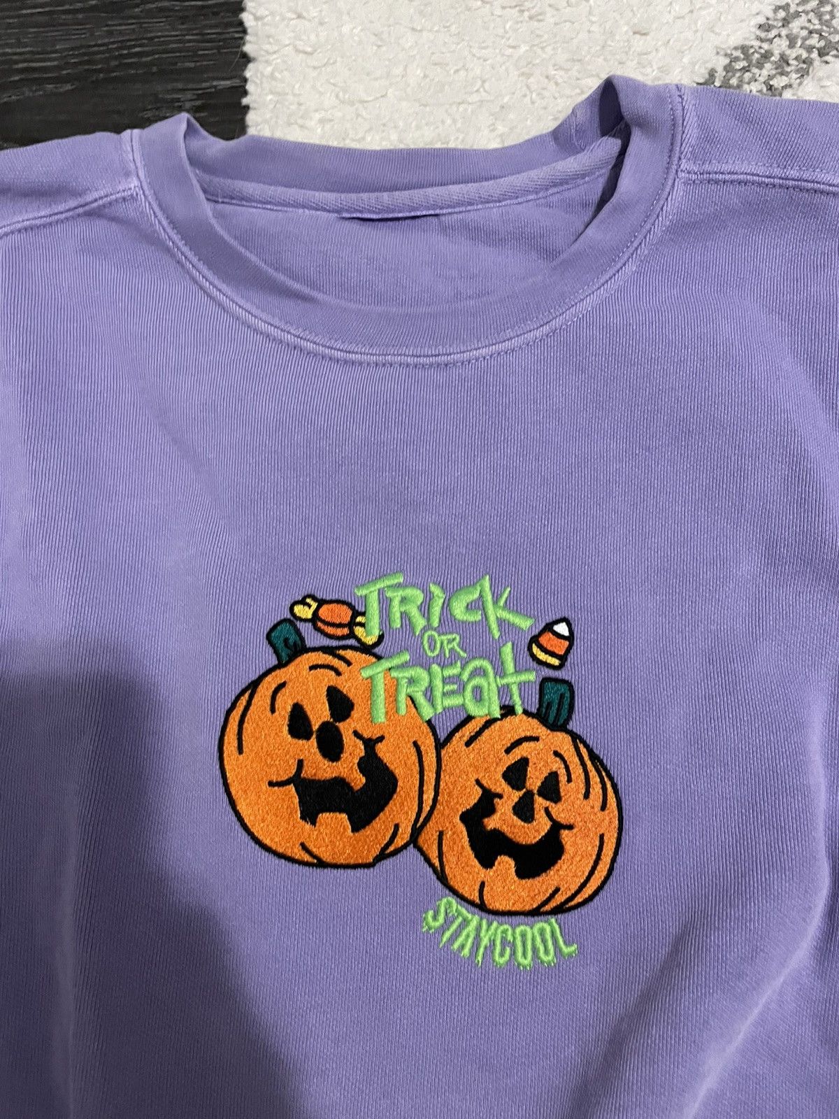 STAYCOOLNYC StayCoolNYC Purple Halloween “Trick or Treat” Crew Neck Size US S / EU 44-46 / 1 - 2 Thumbnail