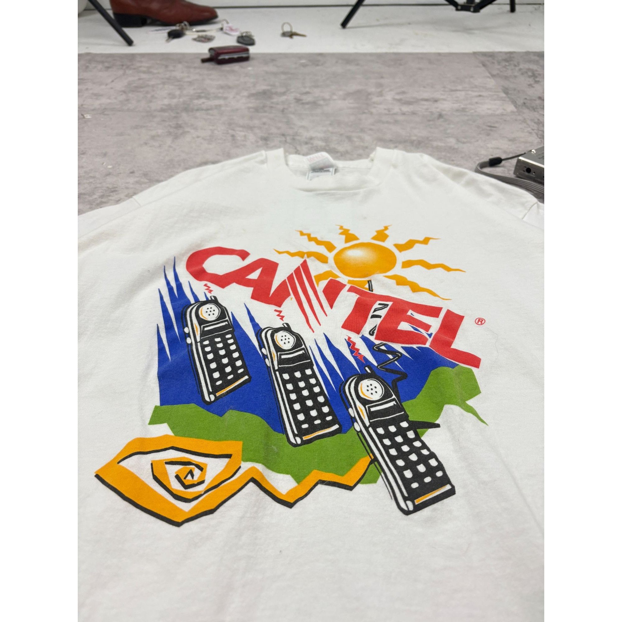 Fruit Of The Loom Vintage 90s Cantel Graphic T Size US XL / EU 56 / 4 - 2 Thumbnail