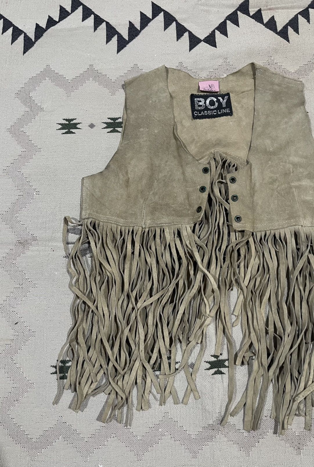 Vintage 70s/80s PEEKABOO BOY CLASSIC LINE SUEDE LEATHER WESTERN VEST Size S / US 4 / IT 40 - 3 Thumbnail