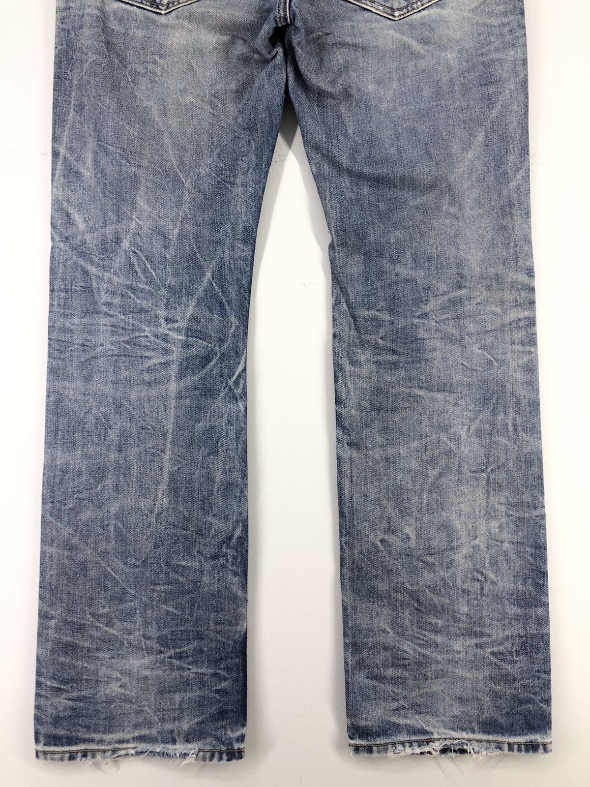 Diesel Vintage Diesel Larkee Distressed Stone Wash Jeans Size US 32 / EU 48 - 16 Thumbnail