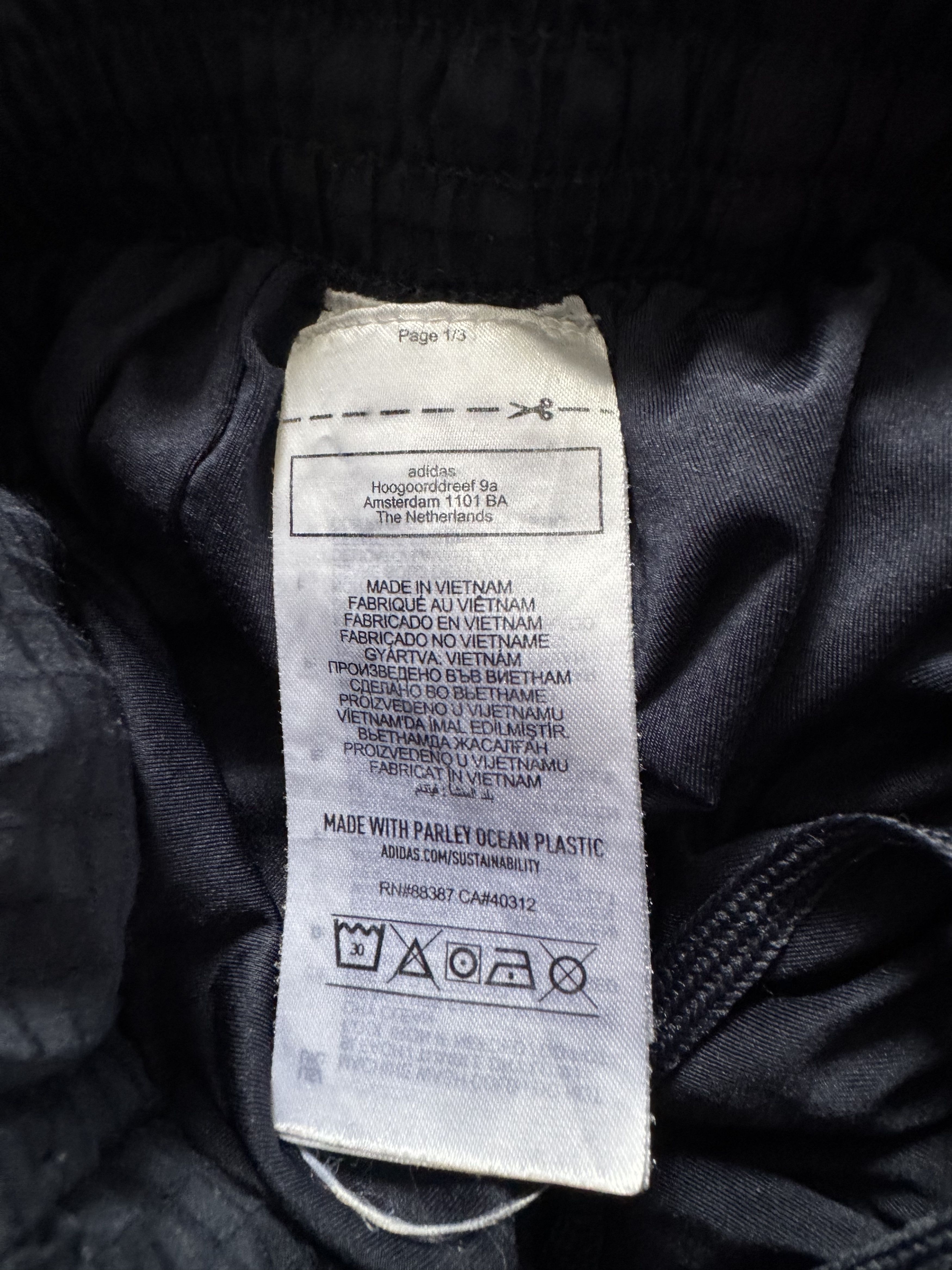 Adidas Adidas Running Shorts Size US 34 / EU 50 - 7 Thumbnail