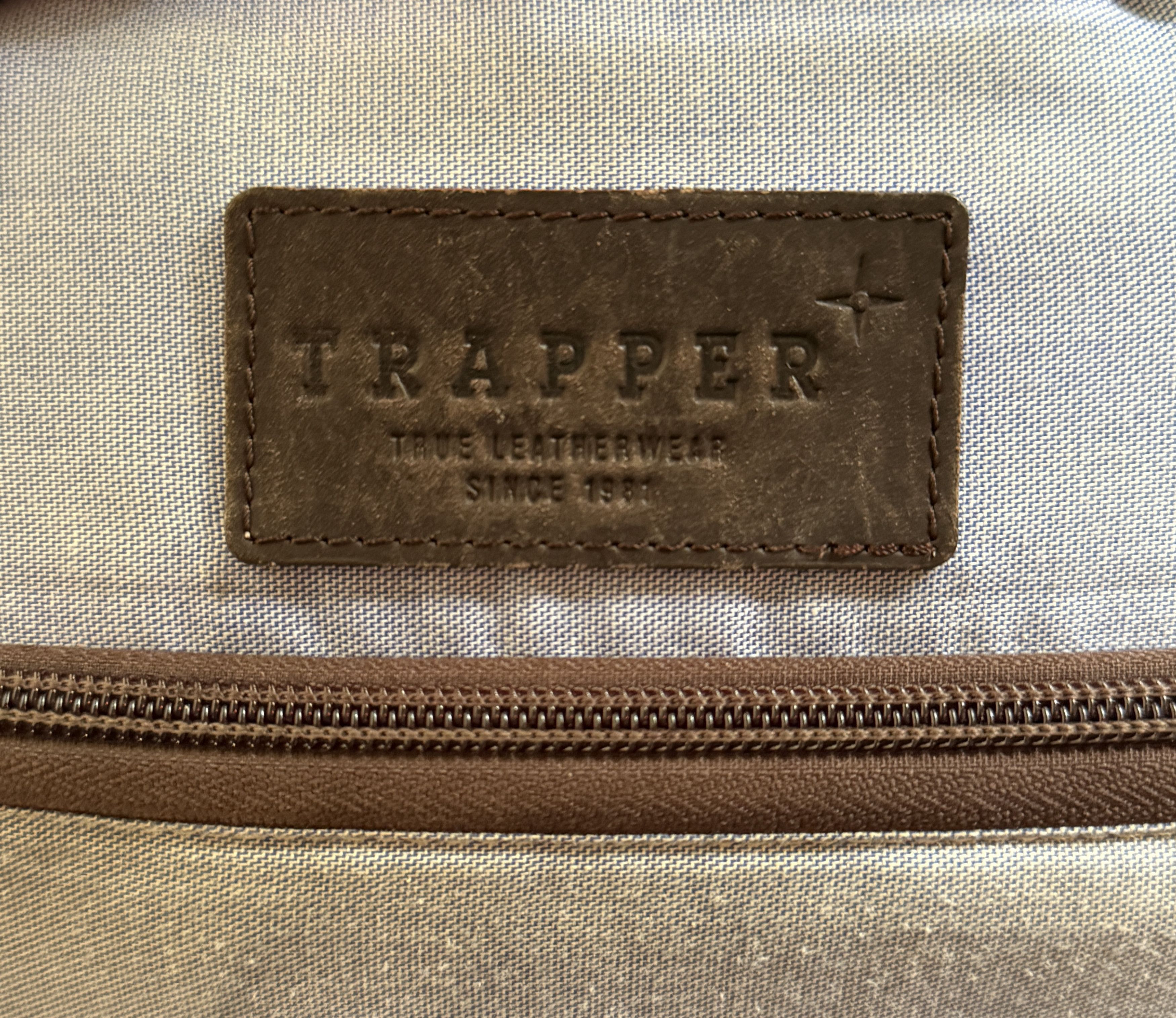 Other Green Leather Trapper Backpack – Vintage Style Unisex Size ONE SIZE - 3 Thumbnail