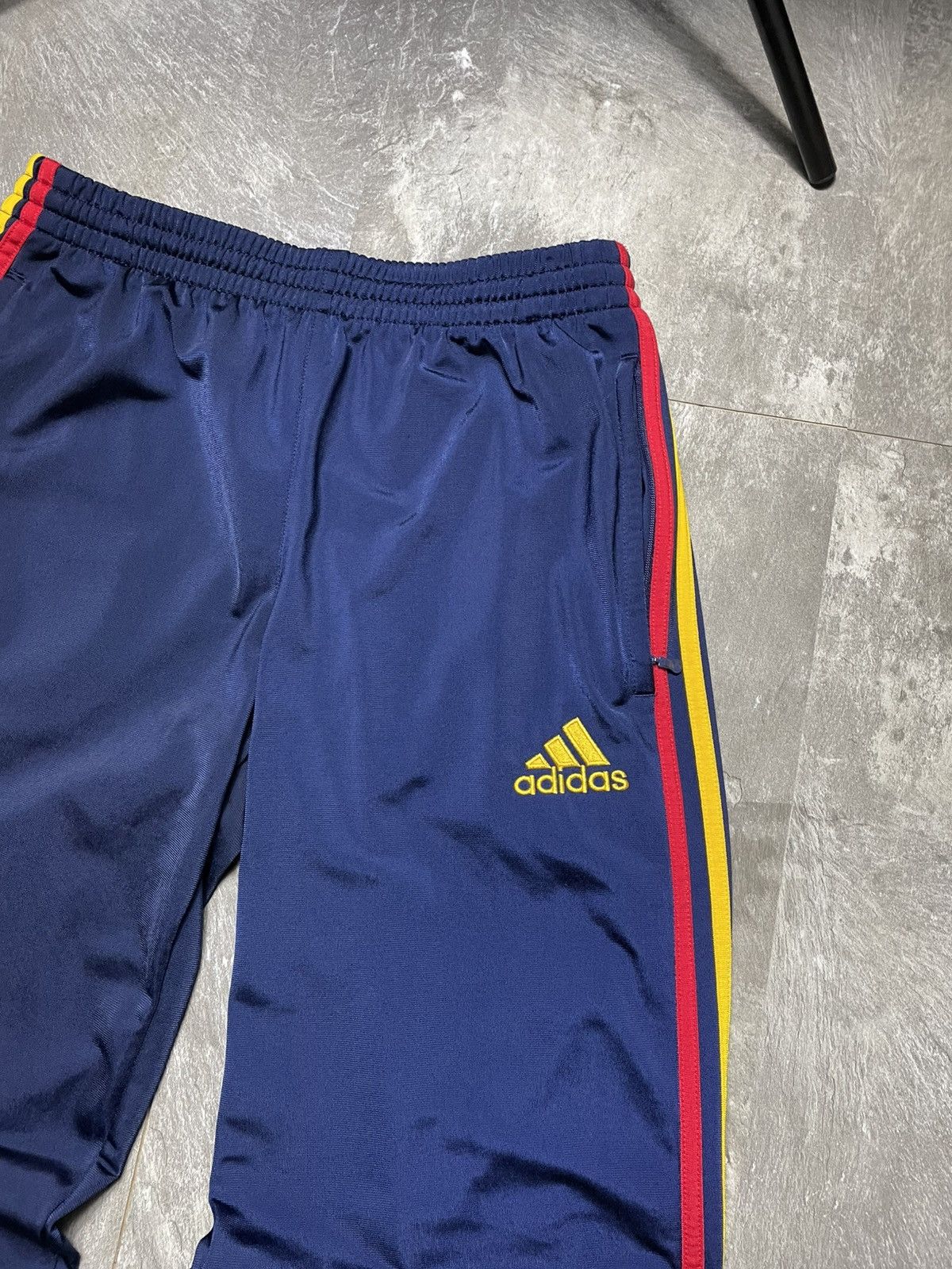 Adidas Vintage 90s Adidas Spain National Team Football Track Suit Size US L / EU 52-54 / 3 - 13 Thumbnail