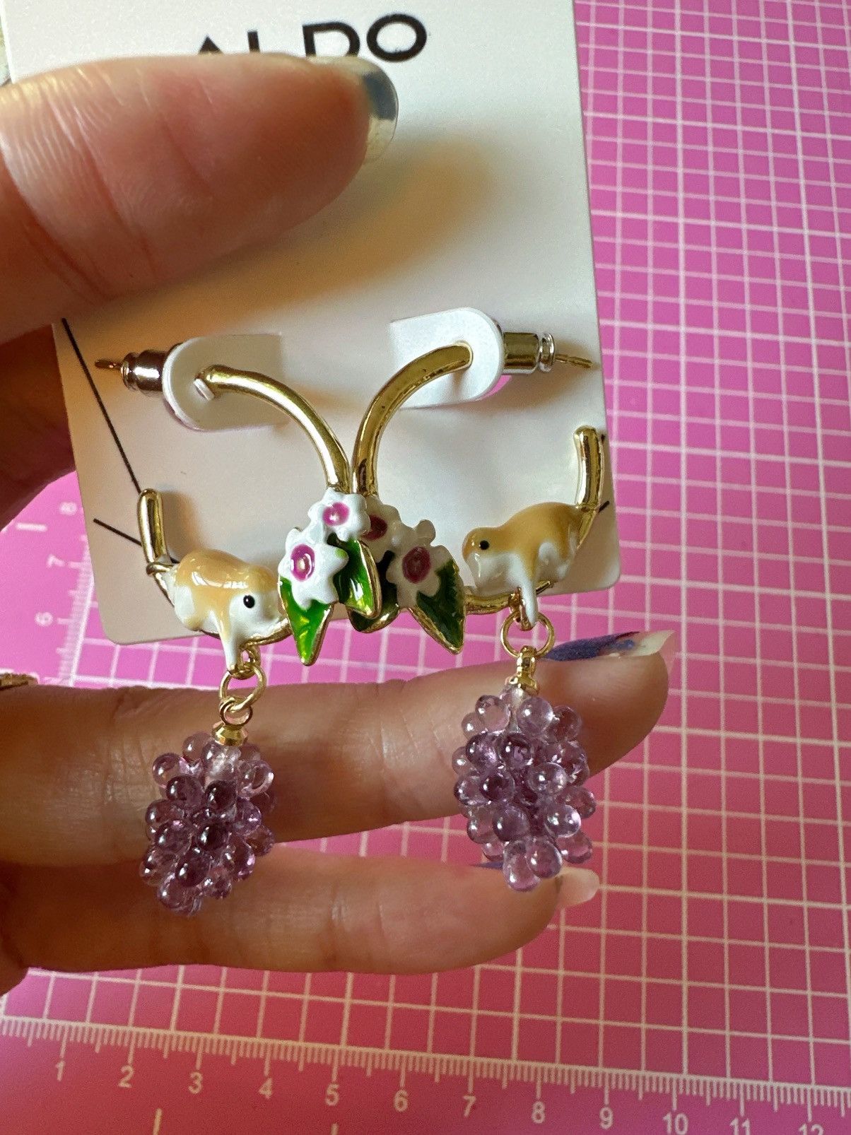 Aldo Aldo earrings gold tone open loops Weasal stealing grapes Size ONE SIZE - 1 Thumbnail