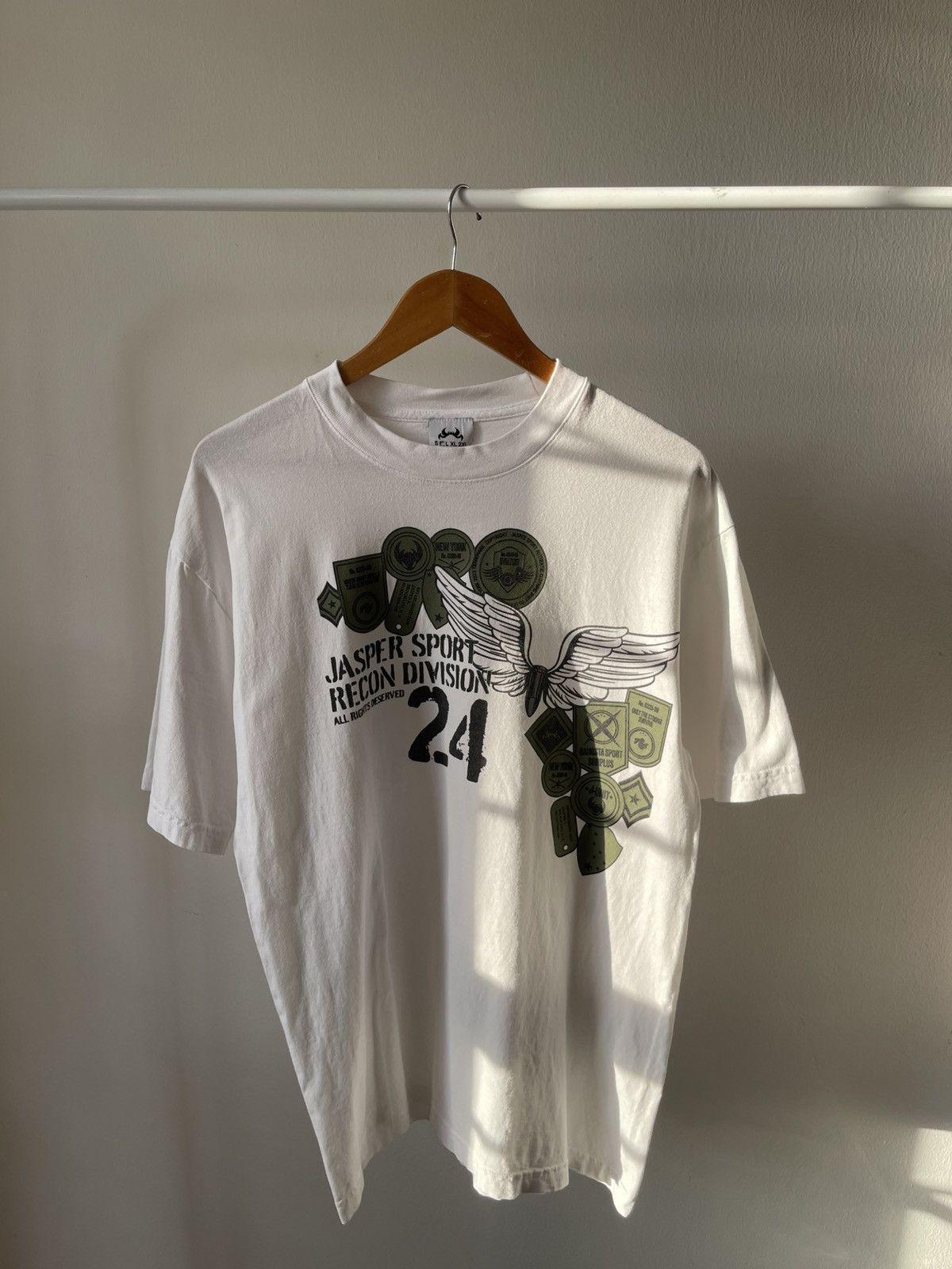 Billie Eilish Jasper Sport 24 Billie eilish tee Size US M / EU 48-50 / 2 - 3 Thumbnail