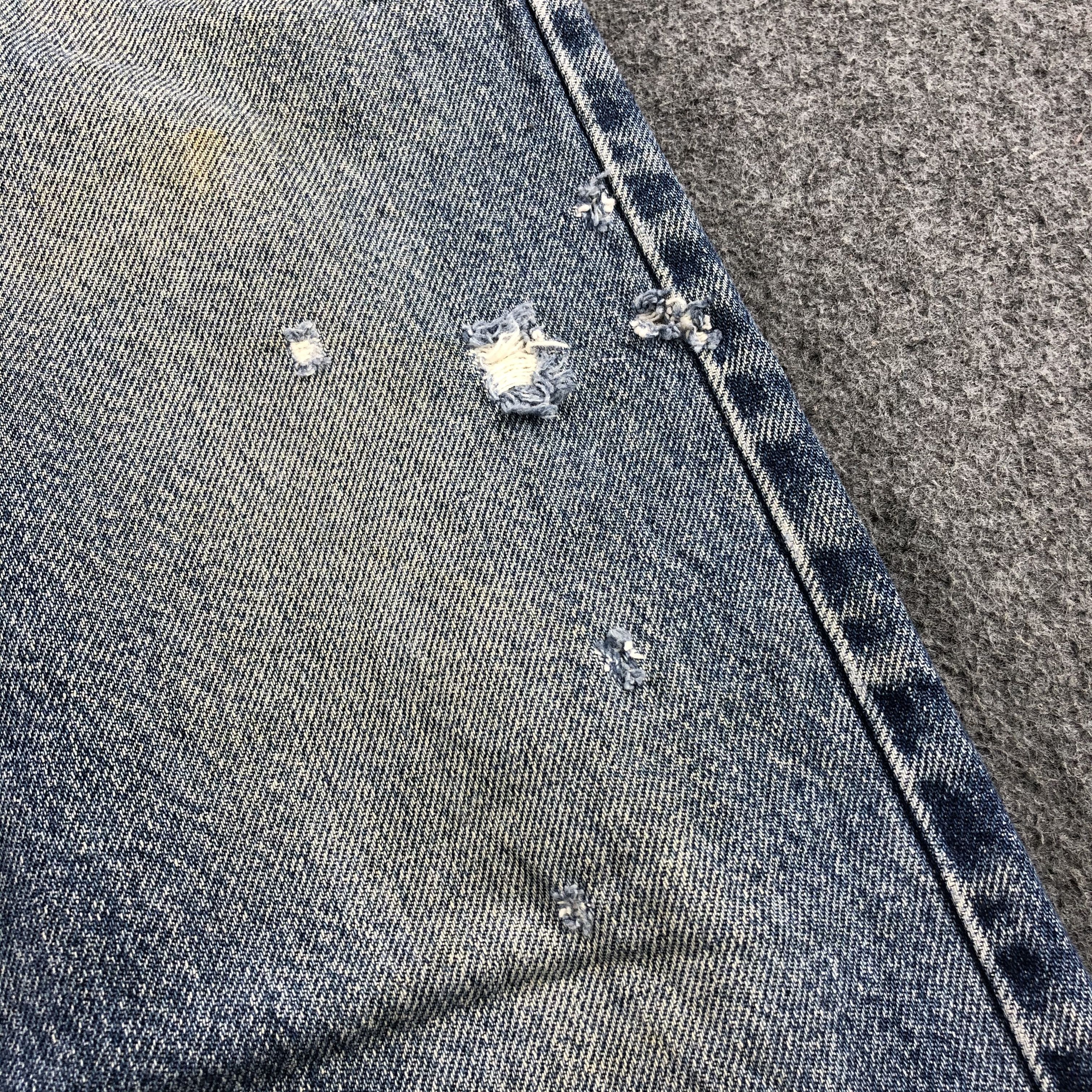 Levi's Vintage Blue Wash Levis 505 Jeans-J2049 Size US 35 - 10 Thumbnail