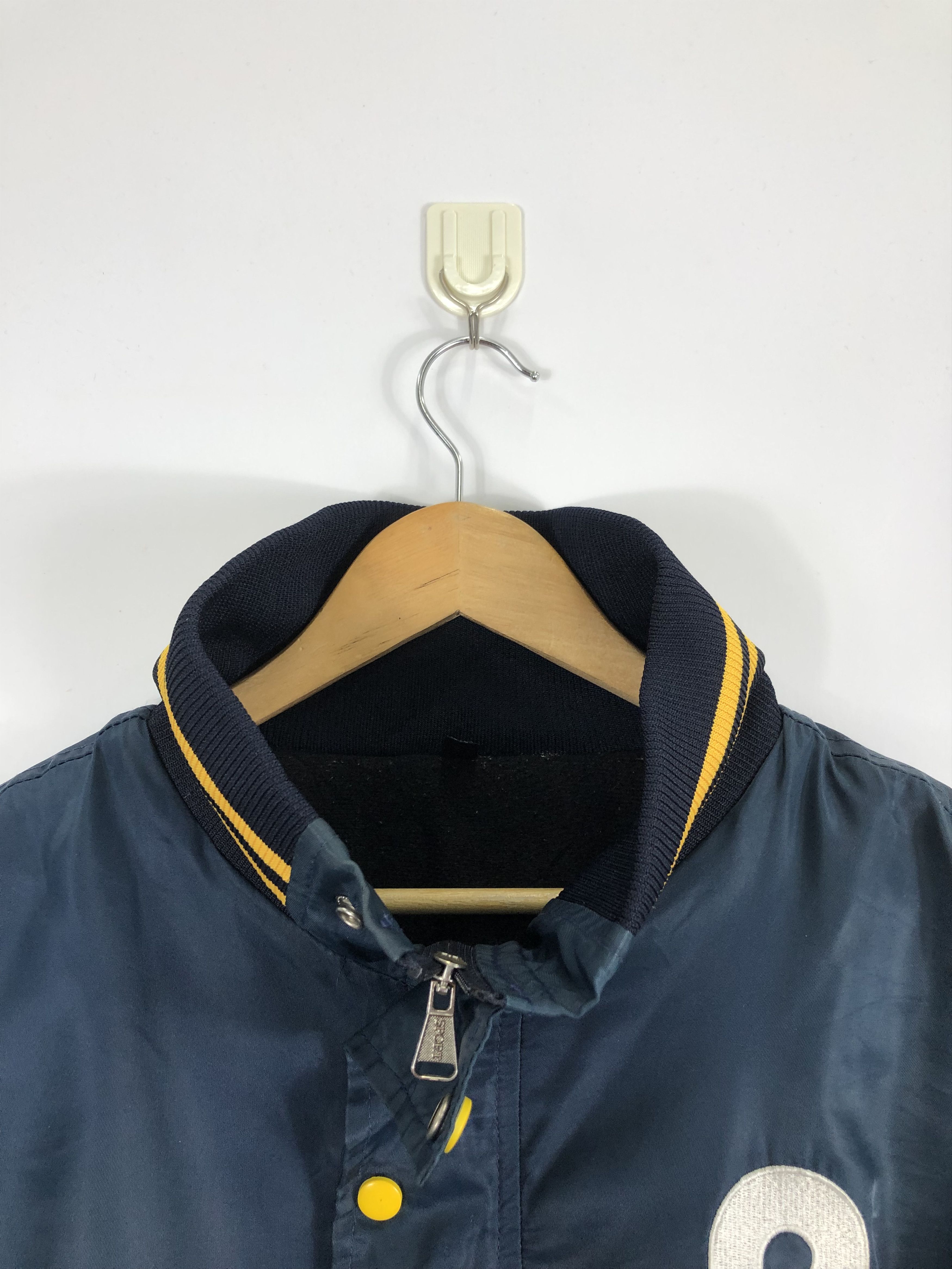 Vintage Vintage Pizza Heaven Puffer Bomber Jacket J0608 Size US XXL / EU 58 / 5 - 7 Thumbnail