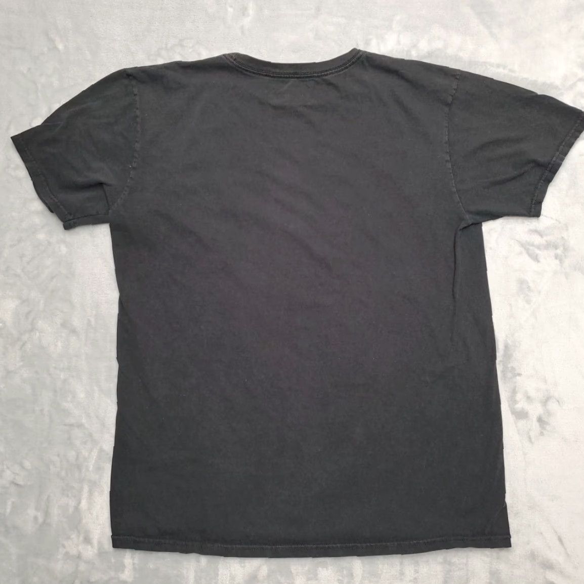 Quiksilver VINTAGE Quiksilver Shirt Mens Large Slim Fit Black Short Sleeve Surf Skate Y2K Retro TEE Mens Size US L / EU 52-54 / 3 - 5 Thumbnail