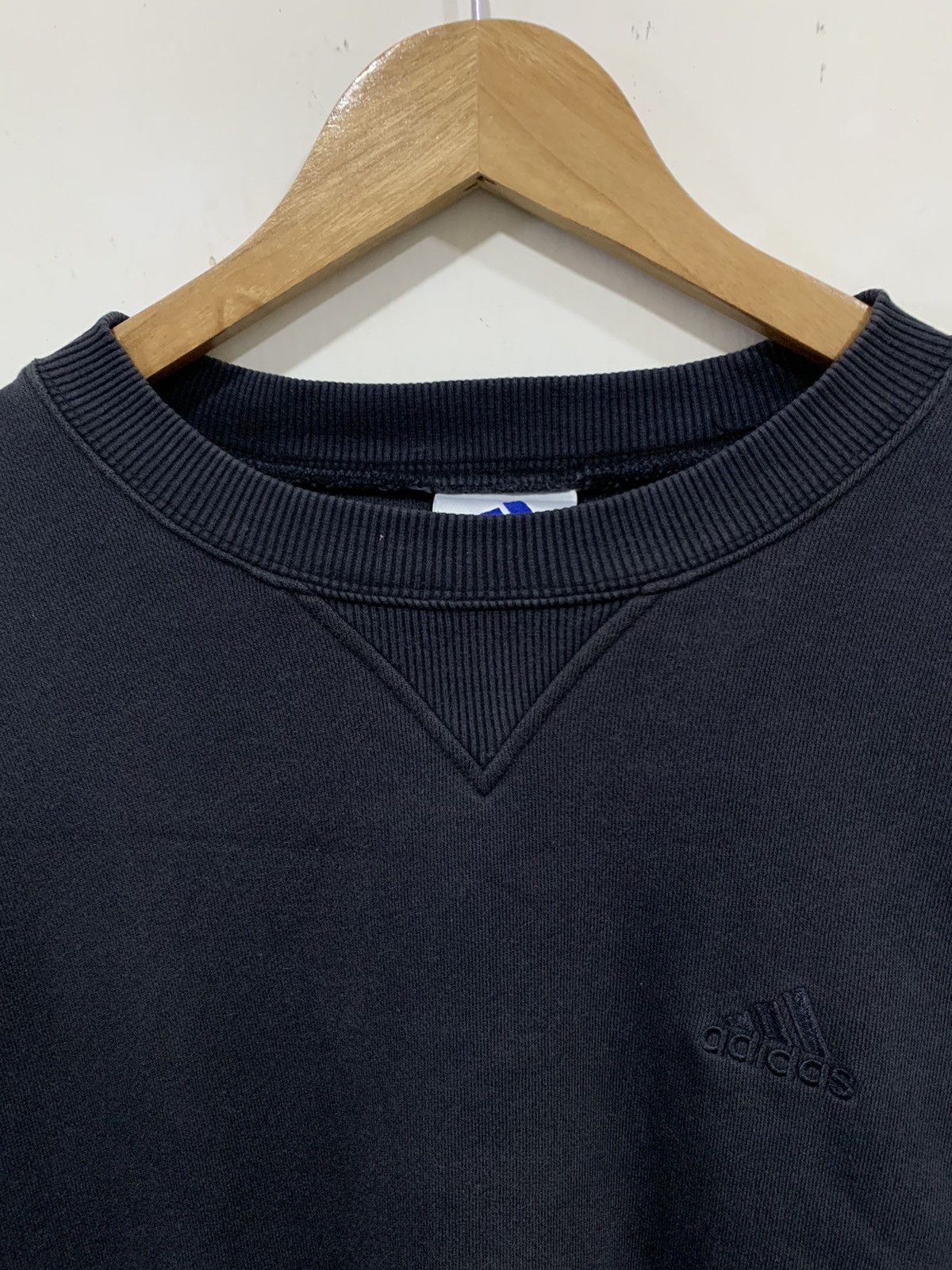 Adidas Vintage Adidas Crewneck Sweatshirt Size US M / EU 48-50 / 2 - 4 Thumbnail