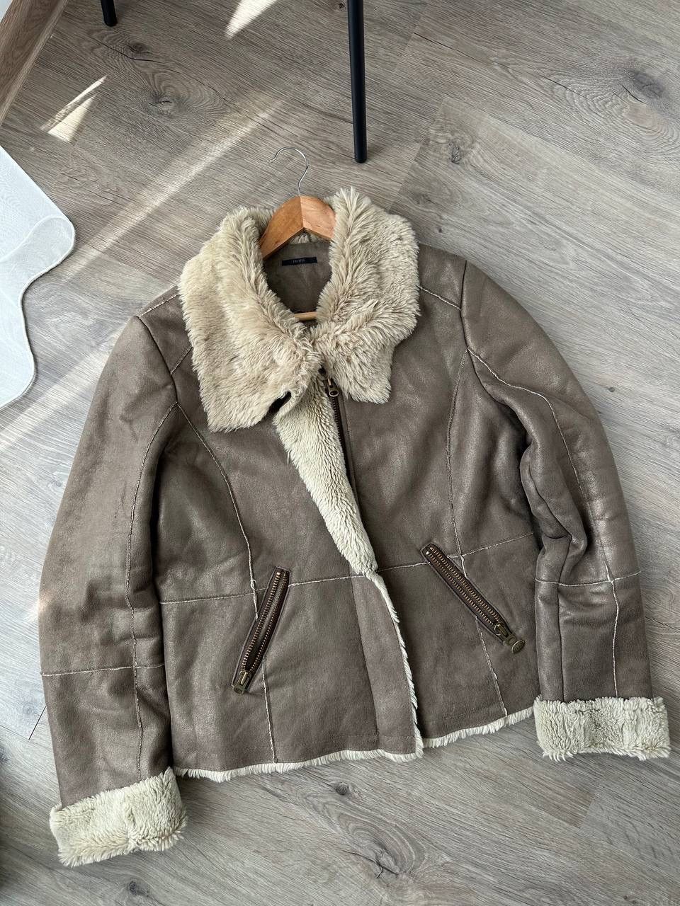 Japanese Brand × Vintage Vintage Japanese Avantgarde Faux Beige B.3 Style Jacket Y2K Size S / US 4 / IT 40 - 4 Thumbnail